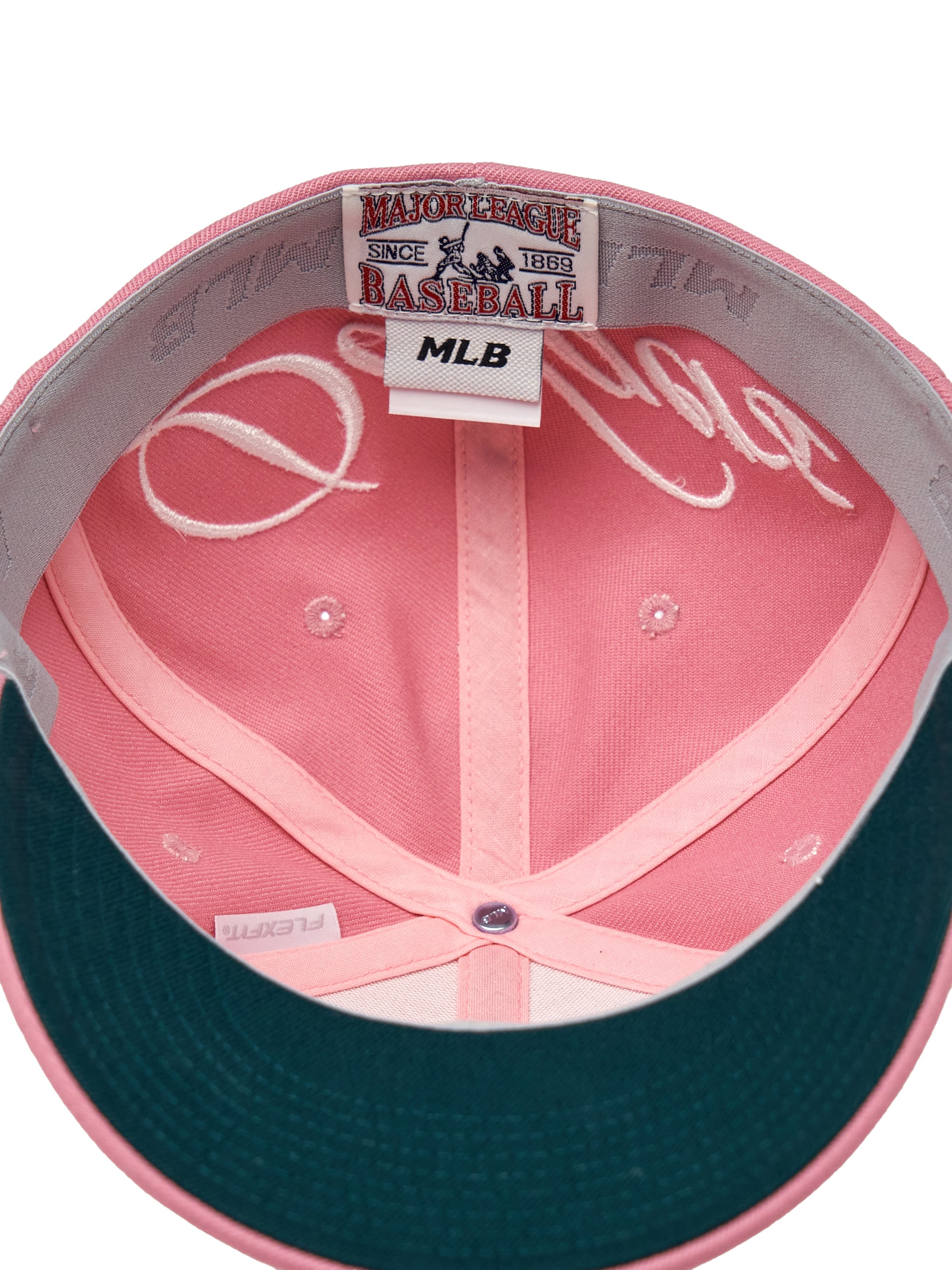 SIGNATURE CURSIVE STRUCTURED BALLCAP