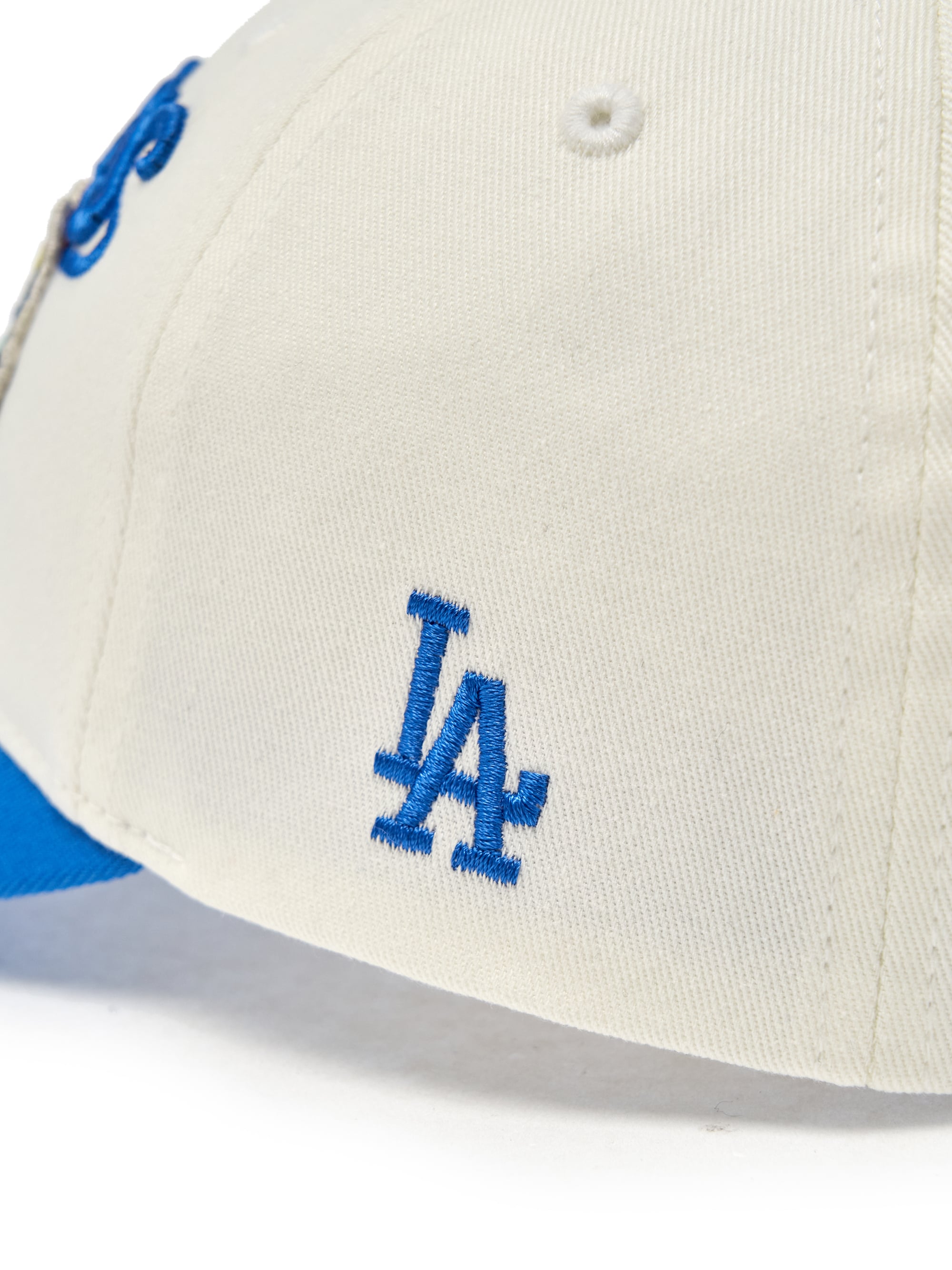 MEGABEAR FRIENDS CONTRAST BALL CAP