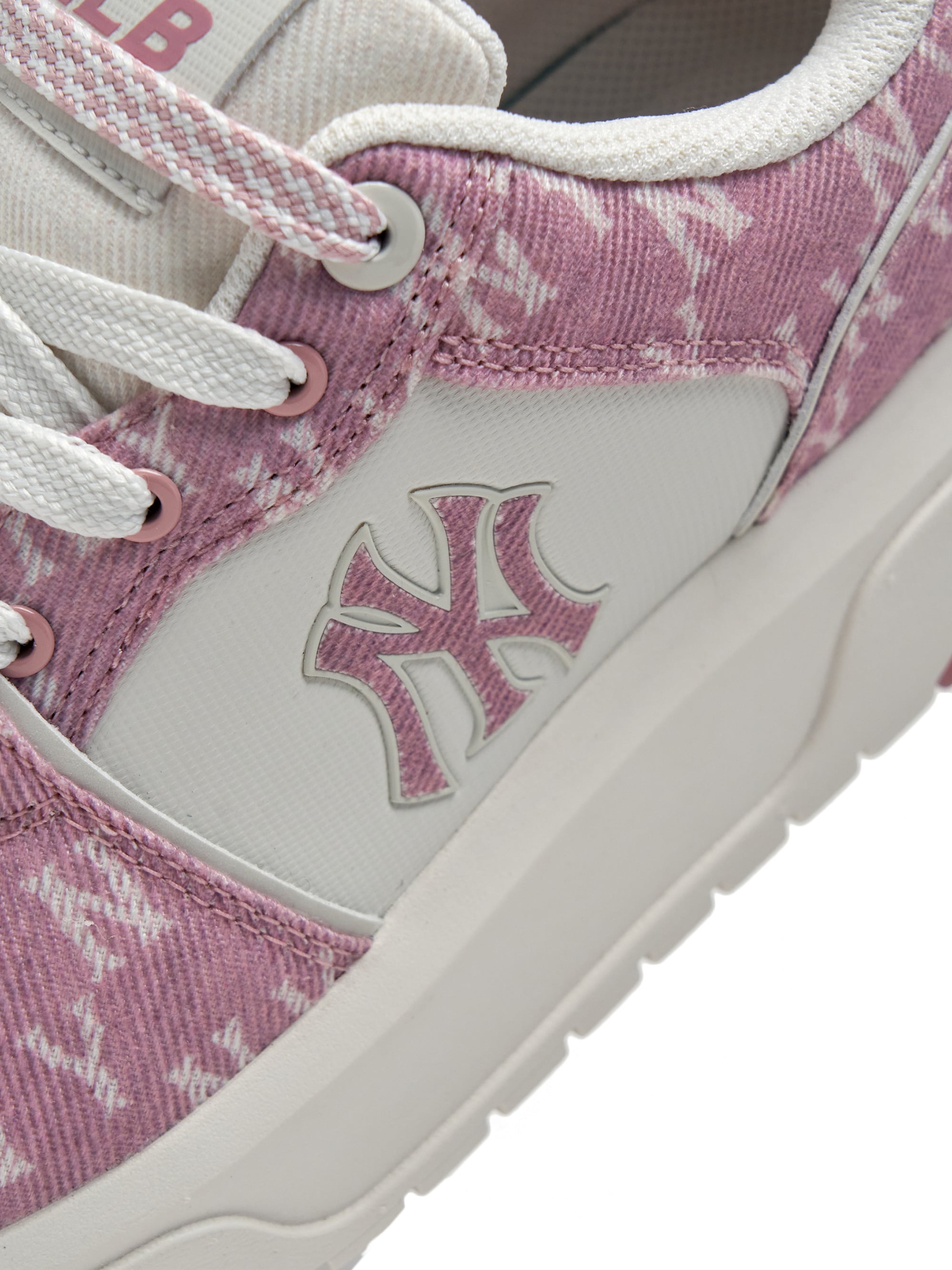 Chunky Liner Denim Monogram Sl