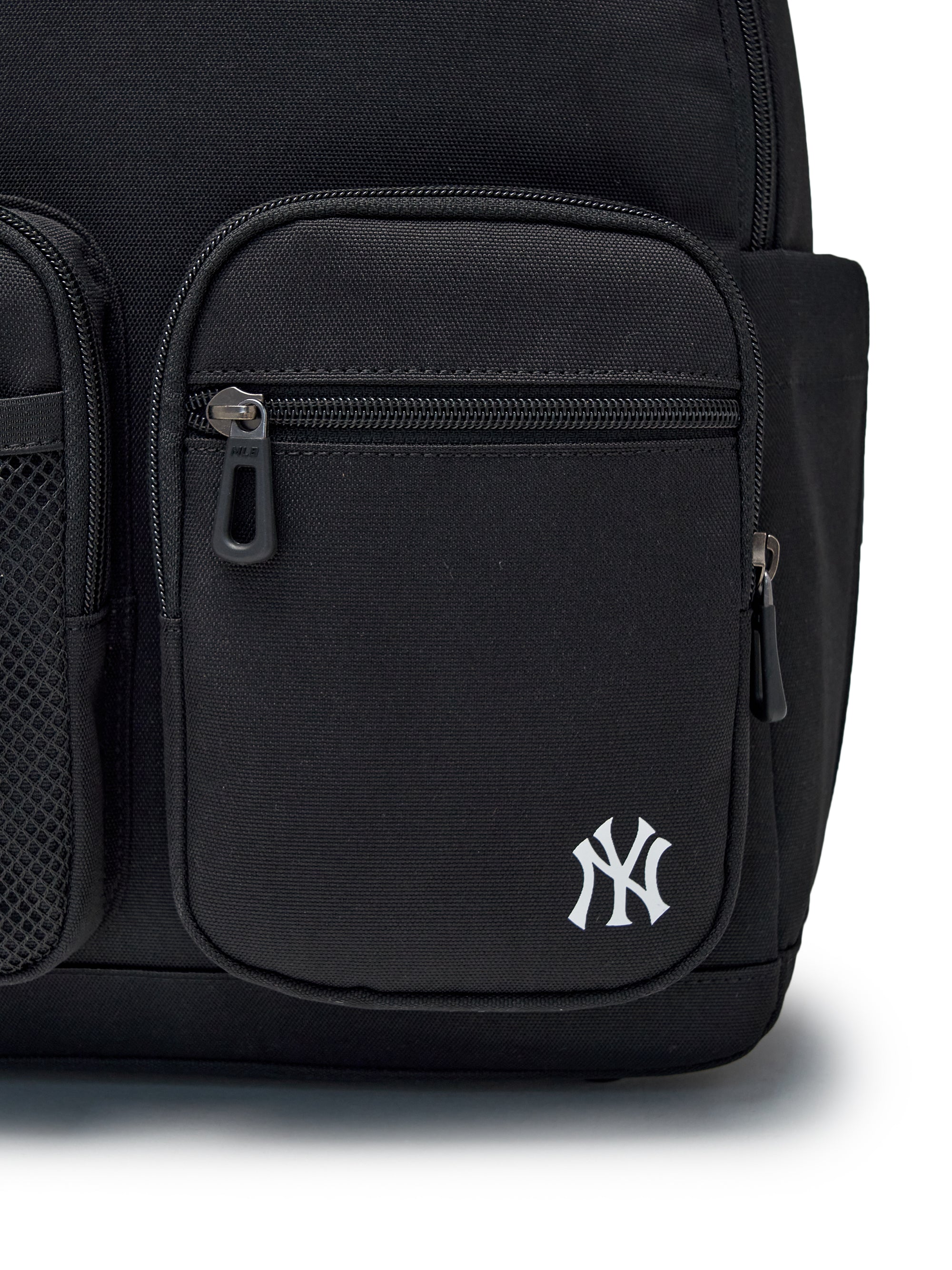 TAG POP BACKPACK