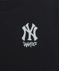 STREET BASIC ARTWORK T-shirt