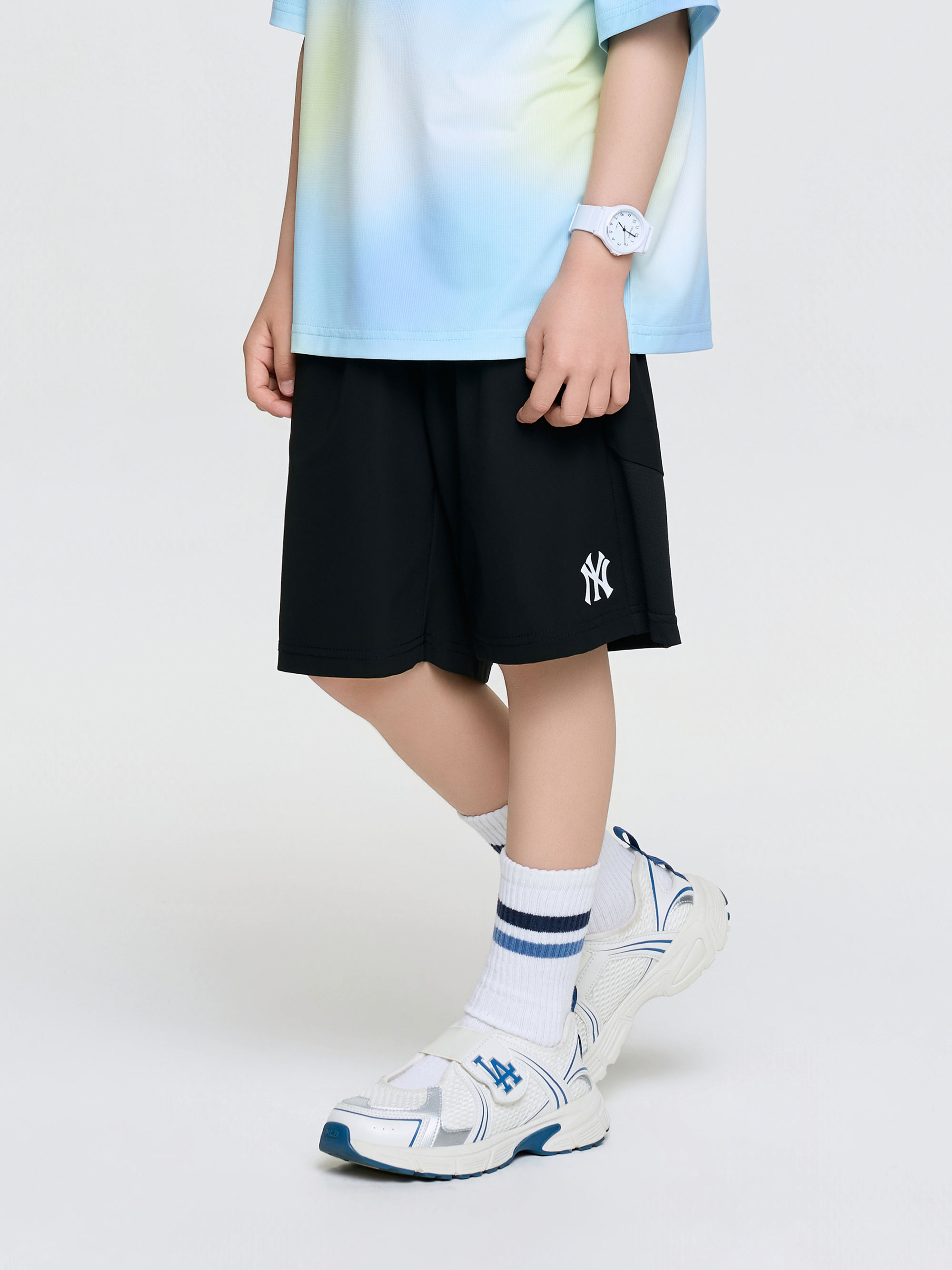 SPORTIVE TRICOT MESH-BLOCKING SHORTS