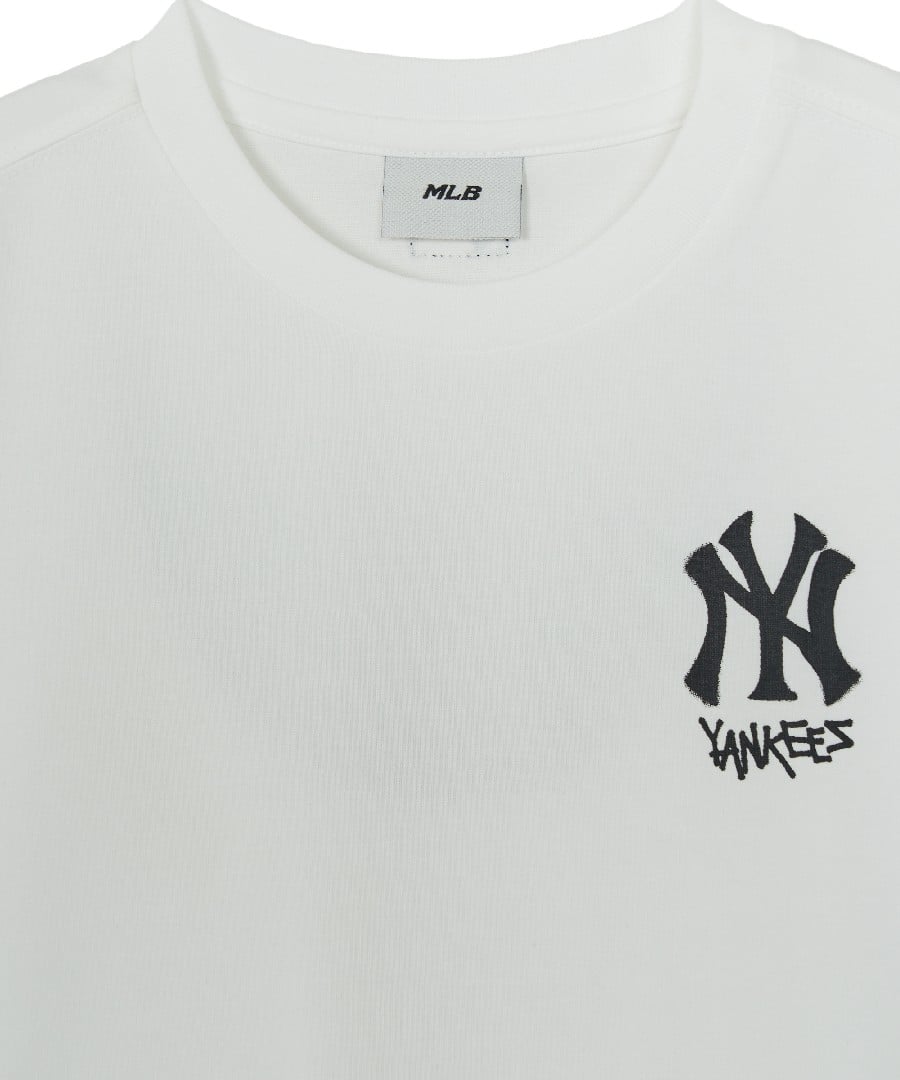STREET BASIC ARTWORK T-shirt