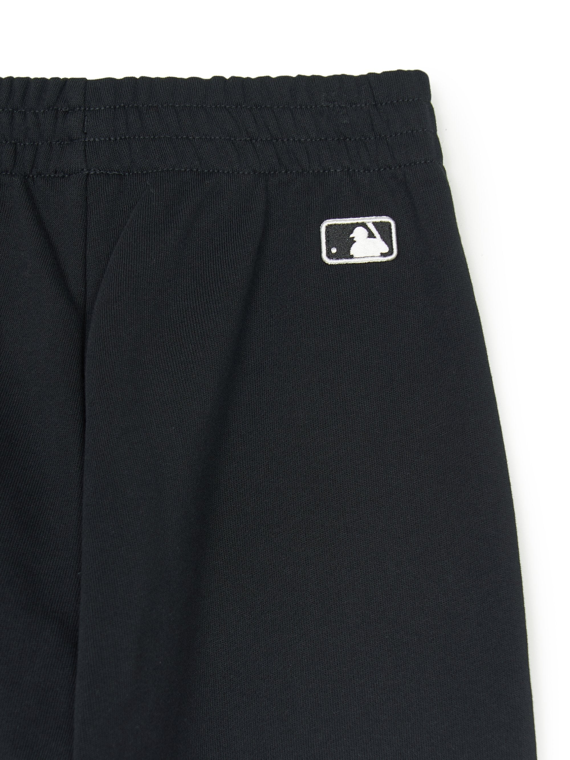 Basic Small Logo Pants