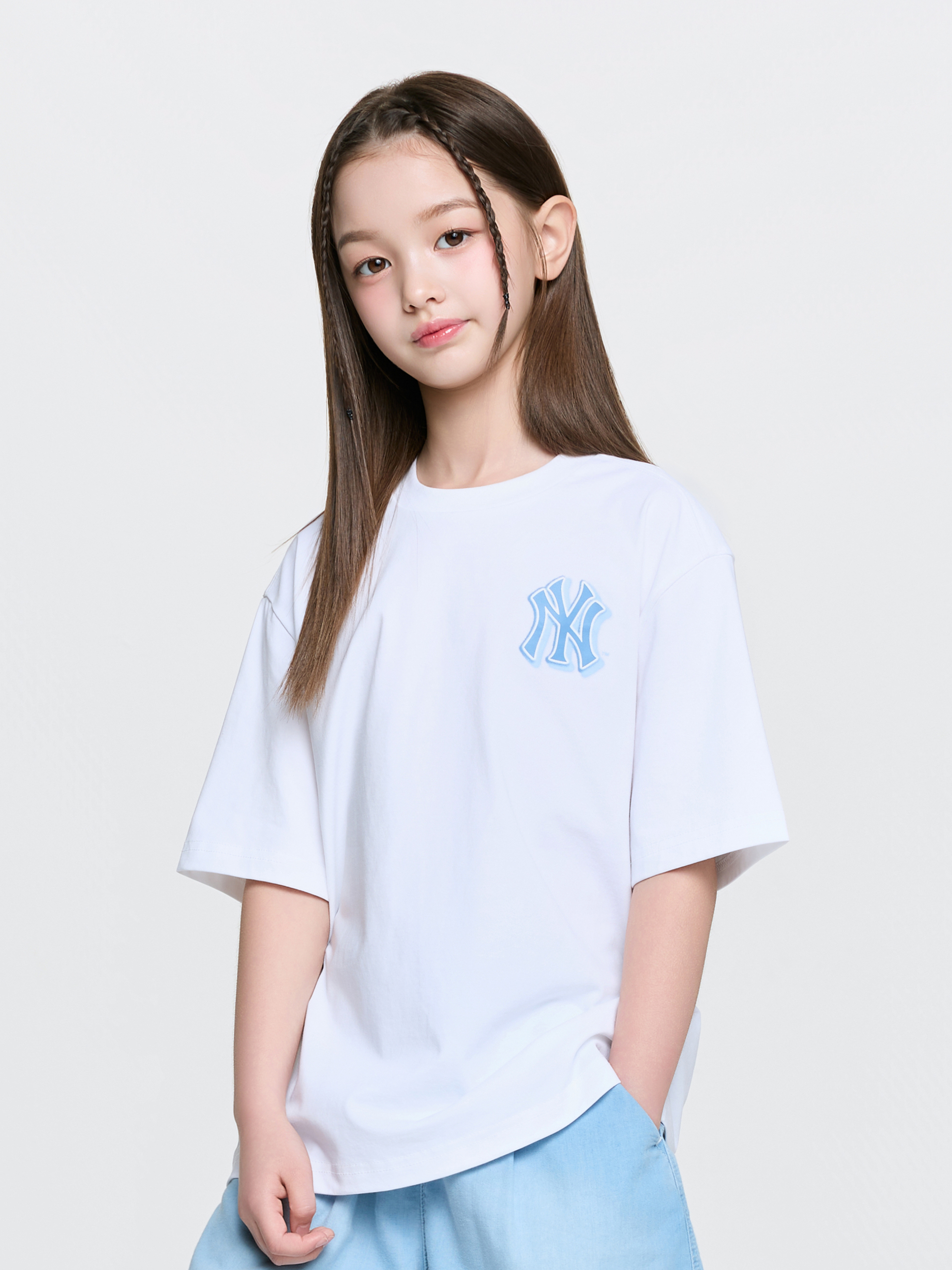 SPORTIVE MONOGRAM SQUARE ARTWORK T-shirt