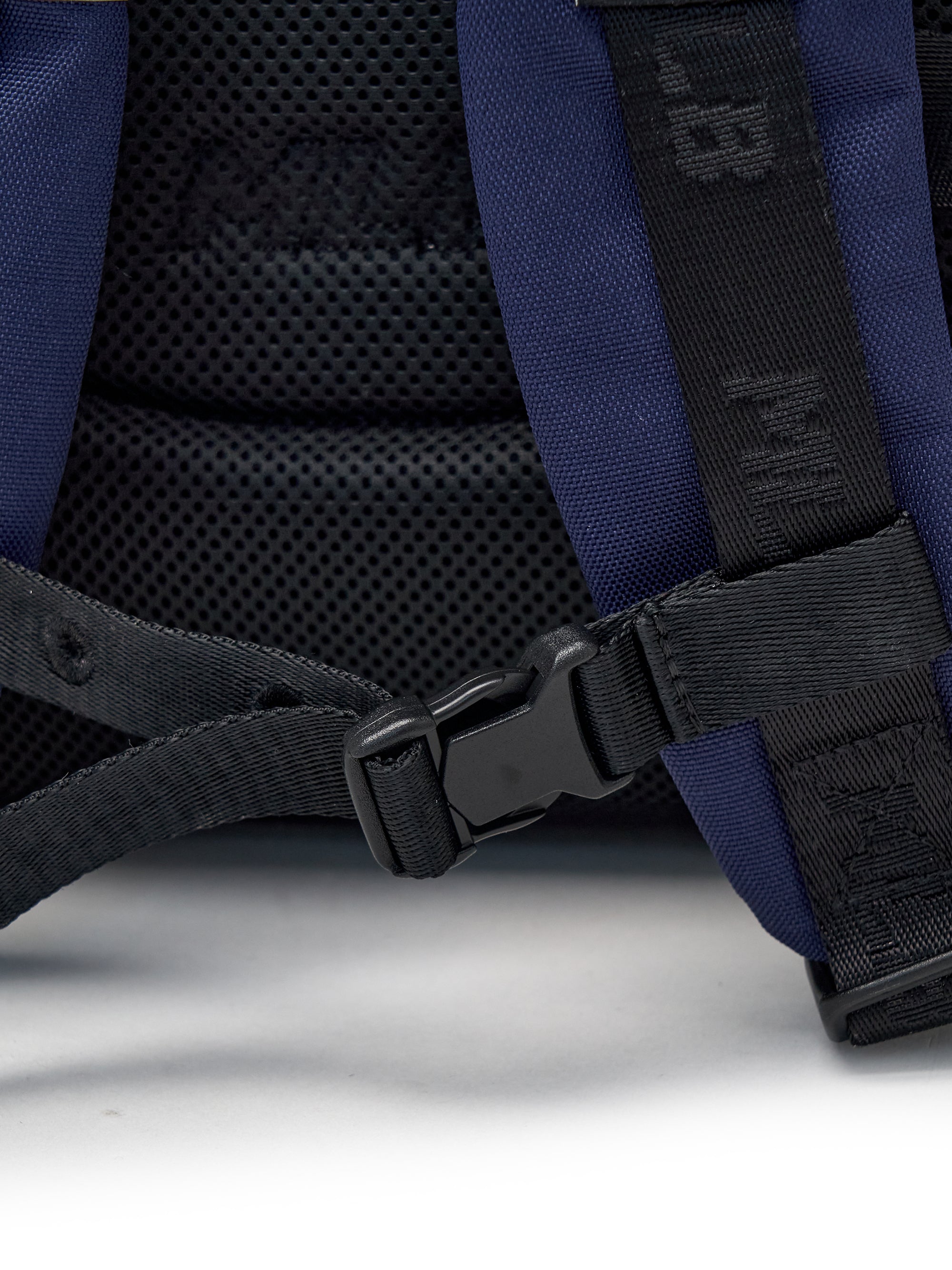 TAG POP BACKPACK
