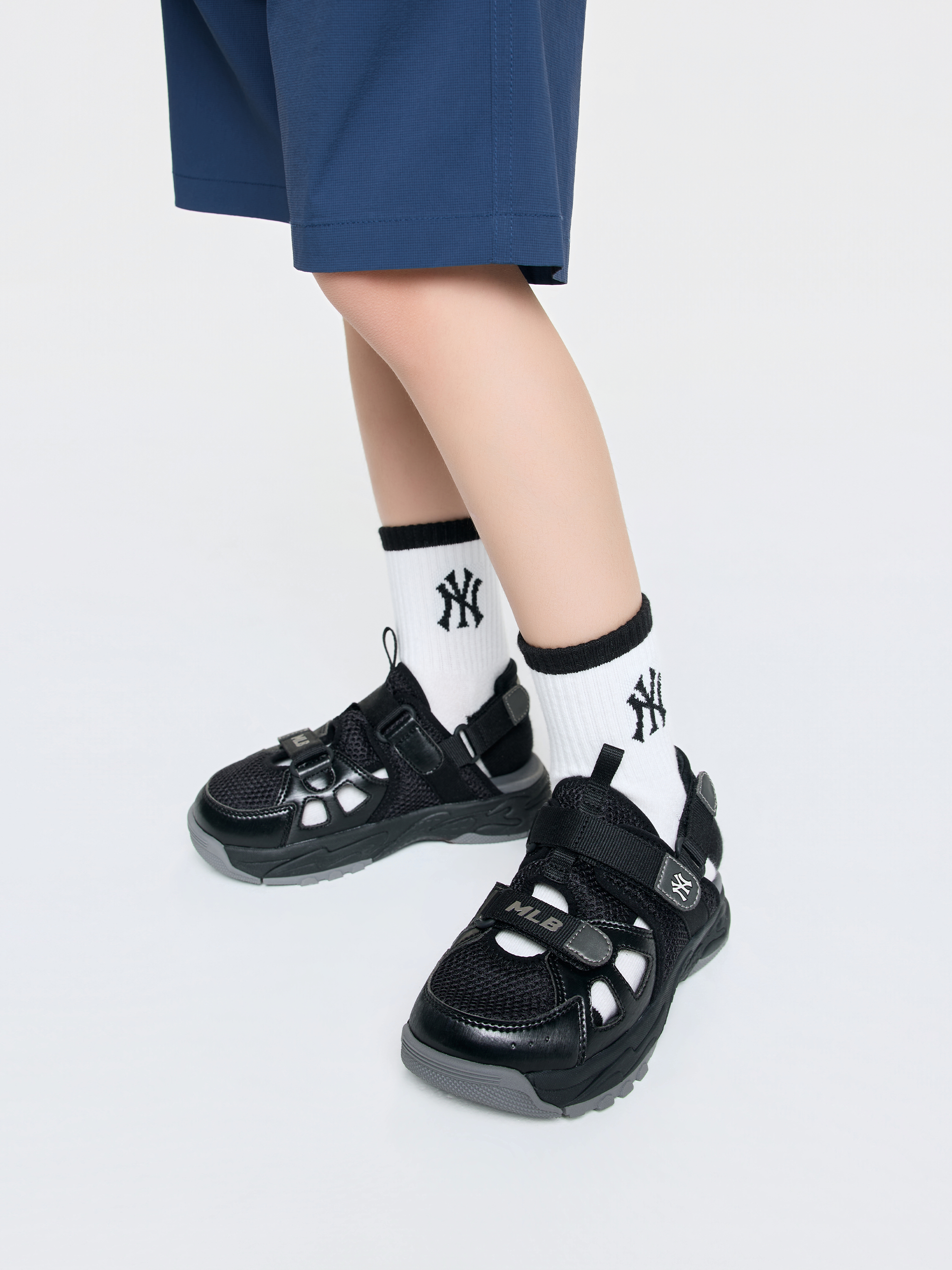 CHUNKY MASK SANDALS V3