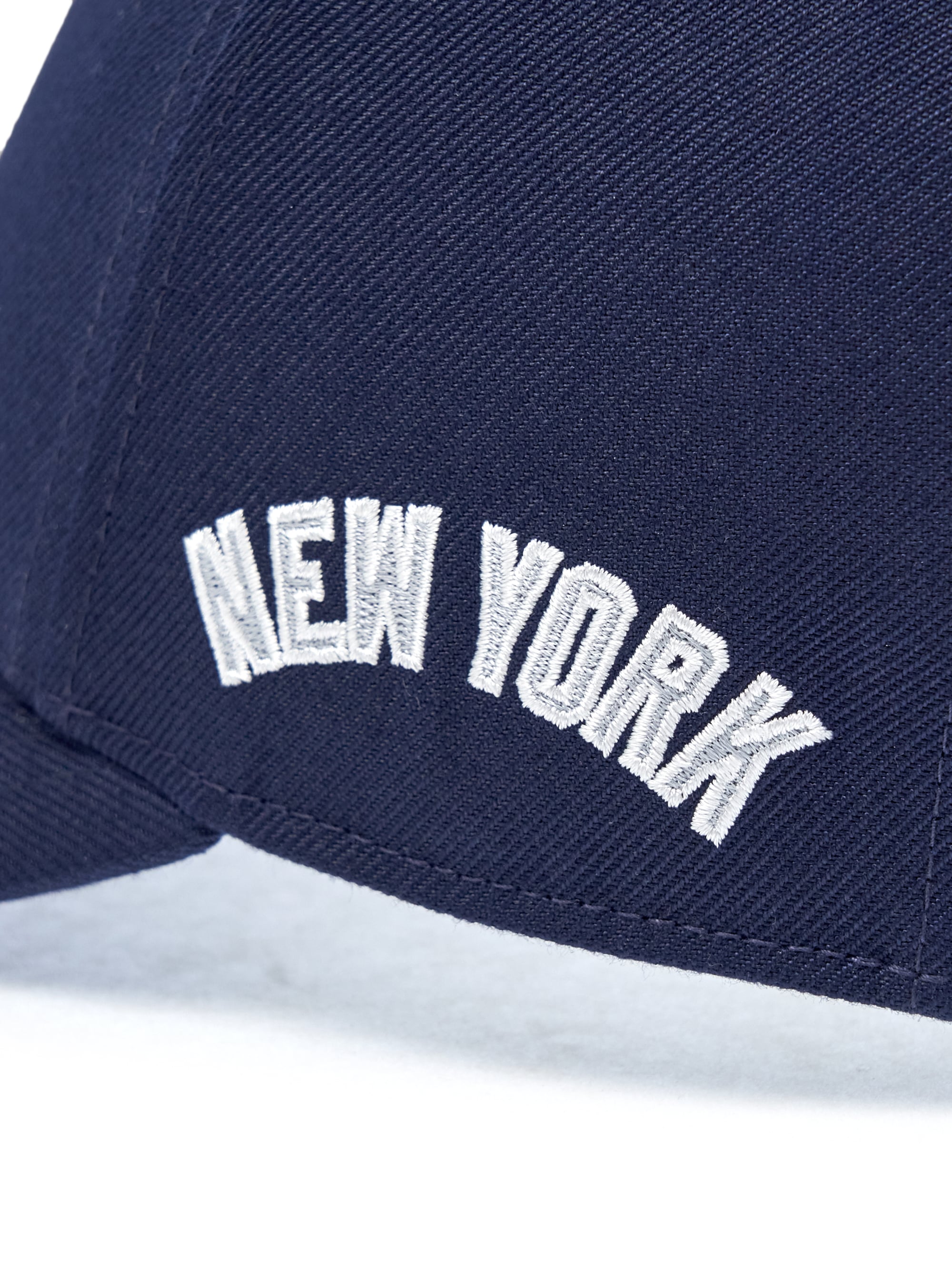 Signature Structured Ballcap