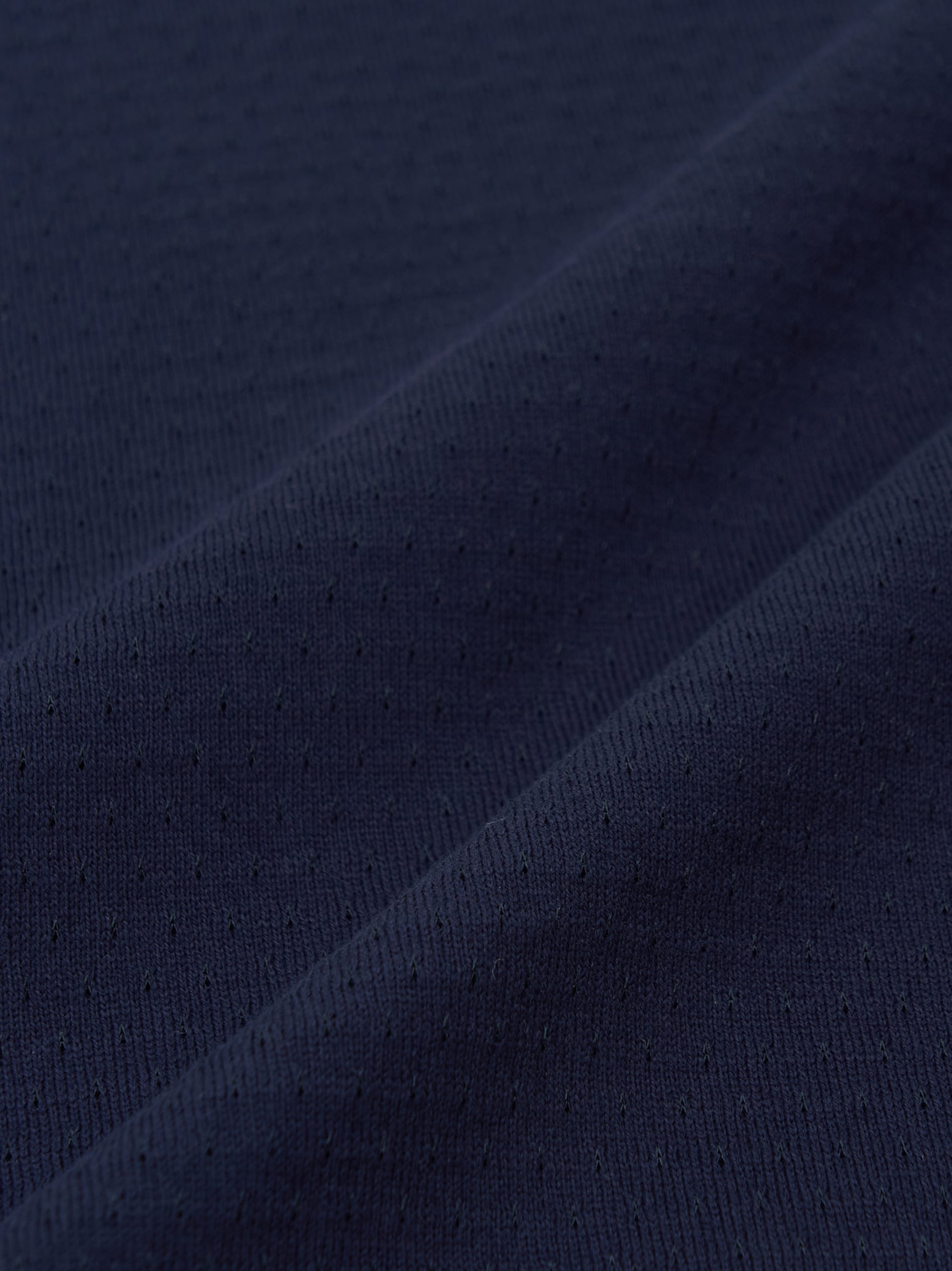 Street Basic Mesh Lettering T-shirt