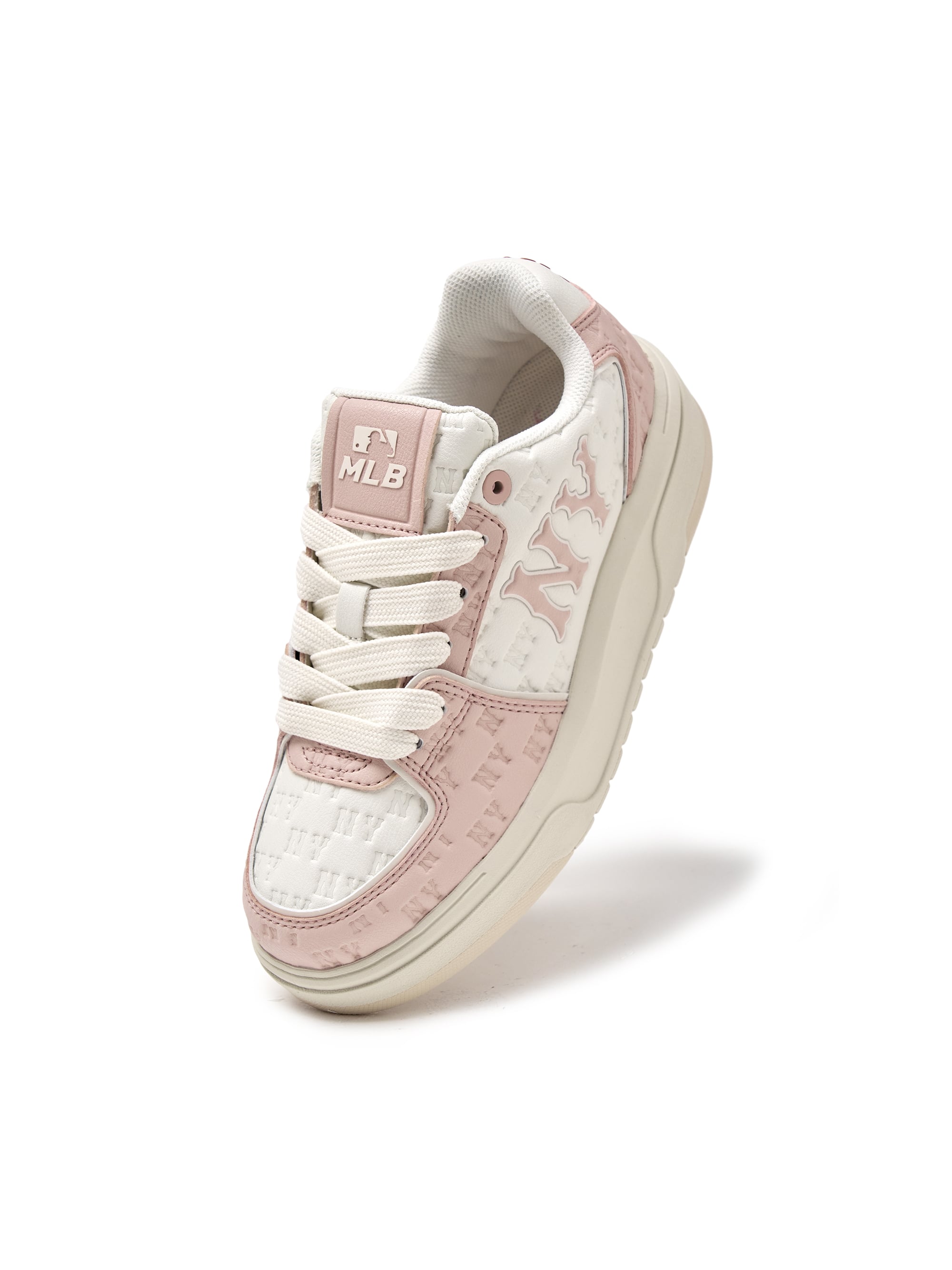 CHUNKY LINER EMBO MONOGRAM COOPERS TOWN