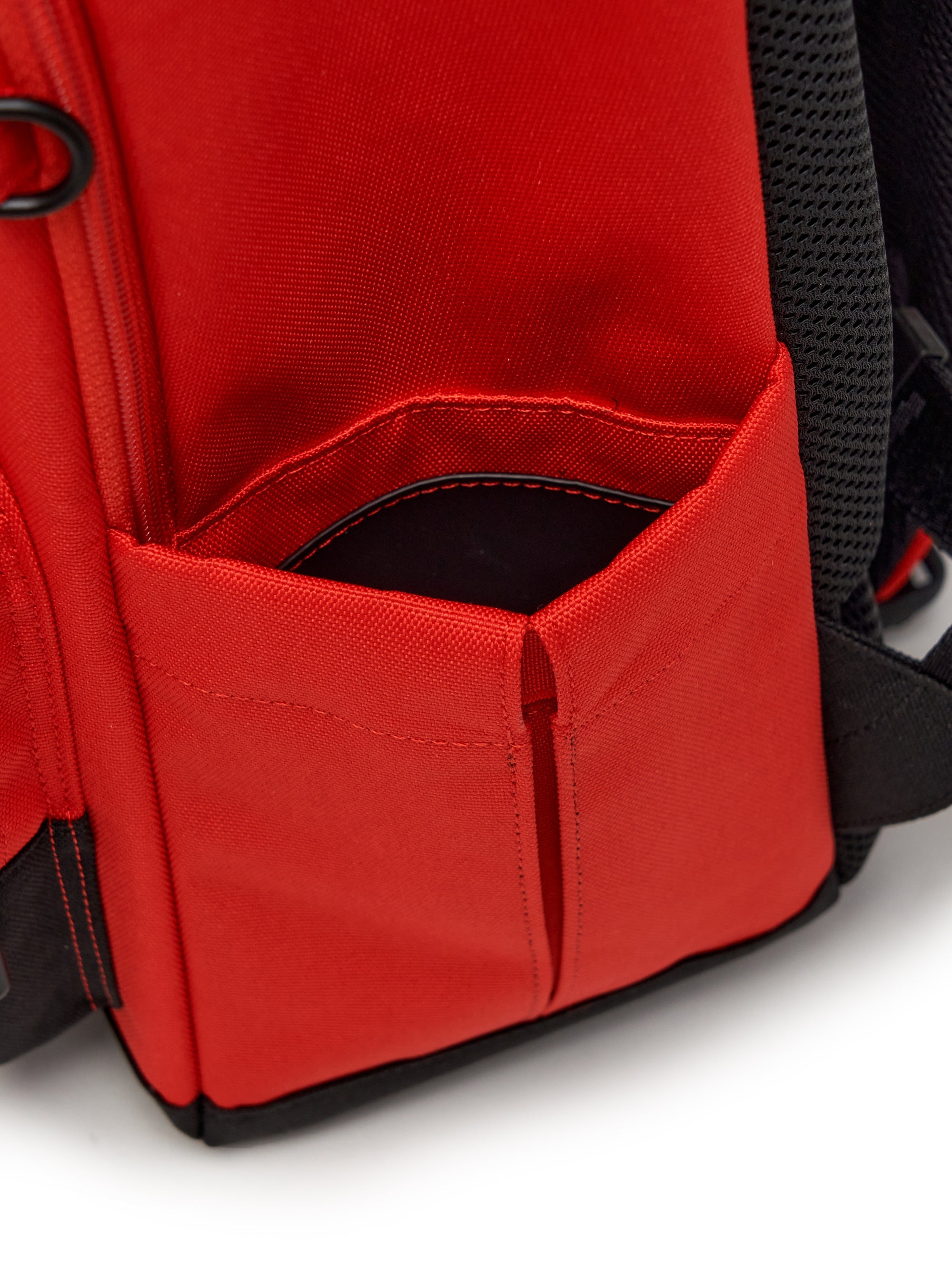 TAG POP BACKPACK