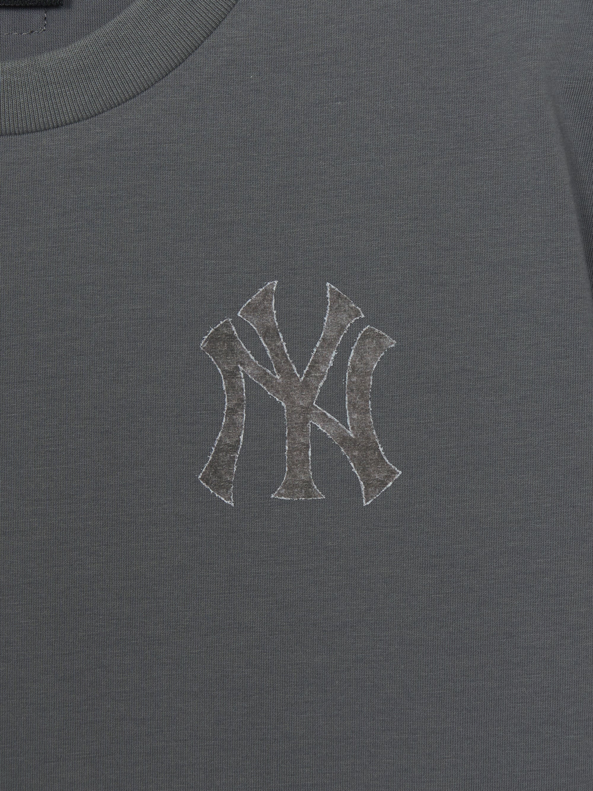 STREET MONOGRAM BIG LUX T-shirt
