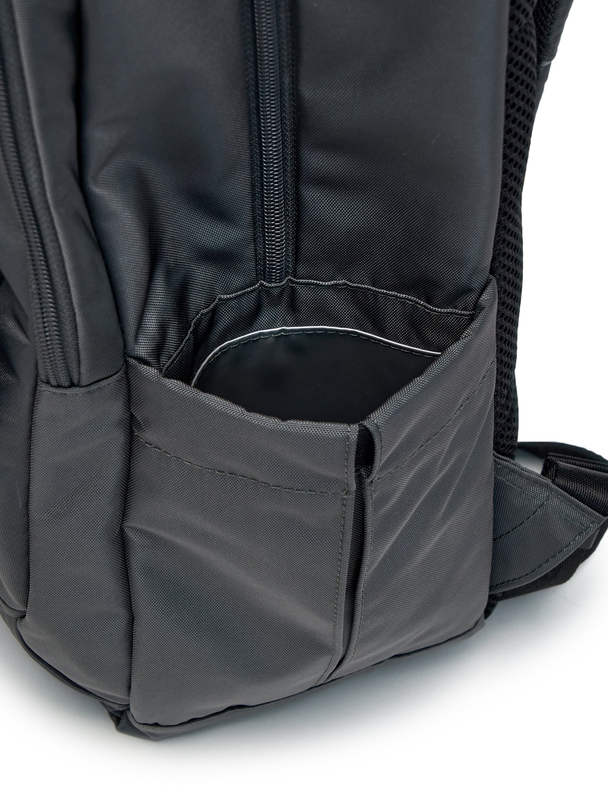 TAG CAGE SCHOOL BACKPACK