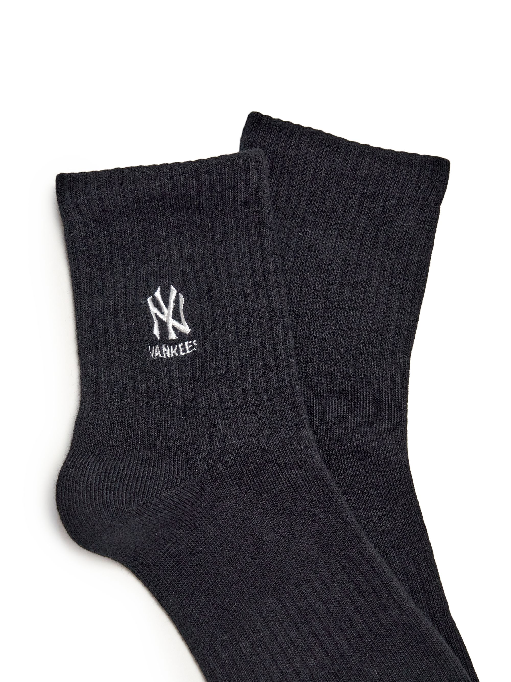 SMALL LOGO EMBROIDERY SOCKS