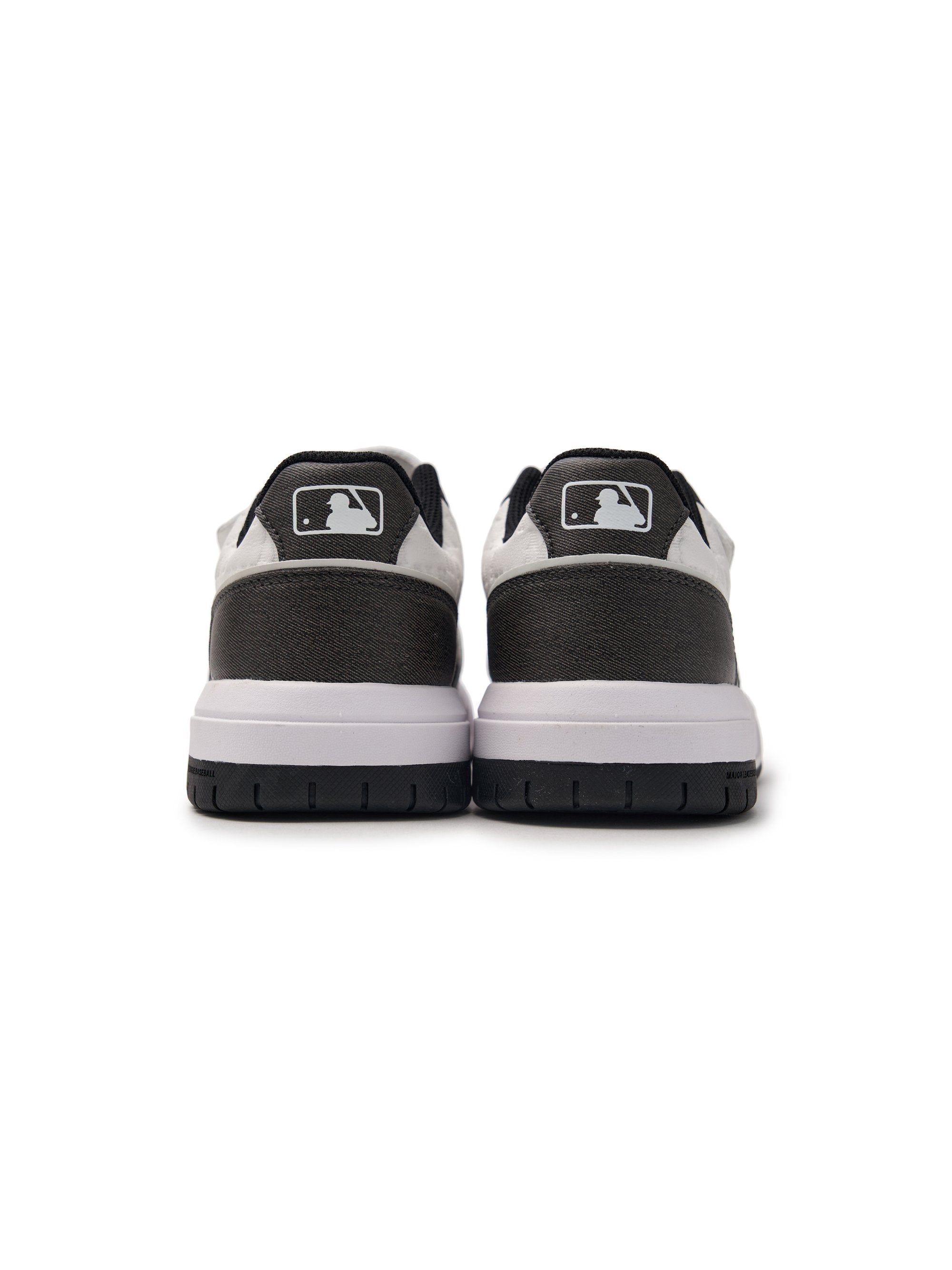 Chunky Liner Embo Denim Monogram