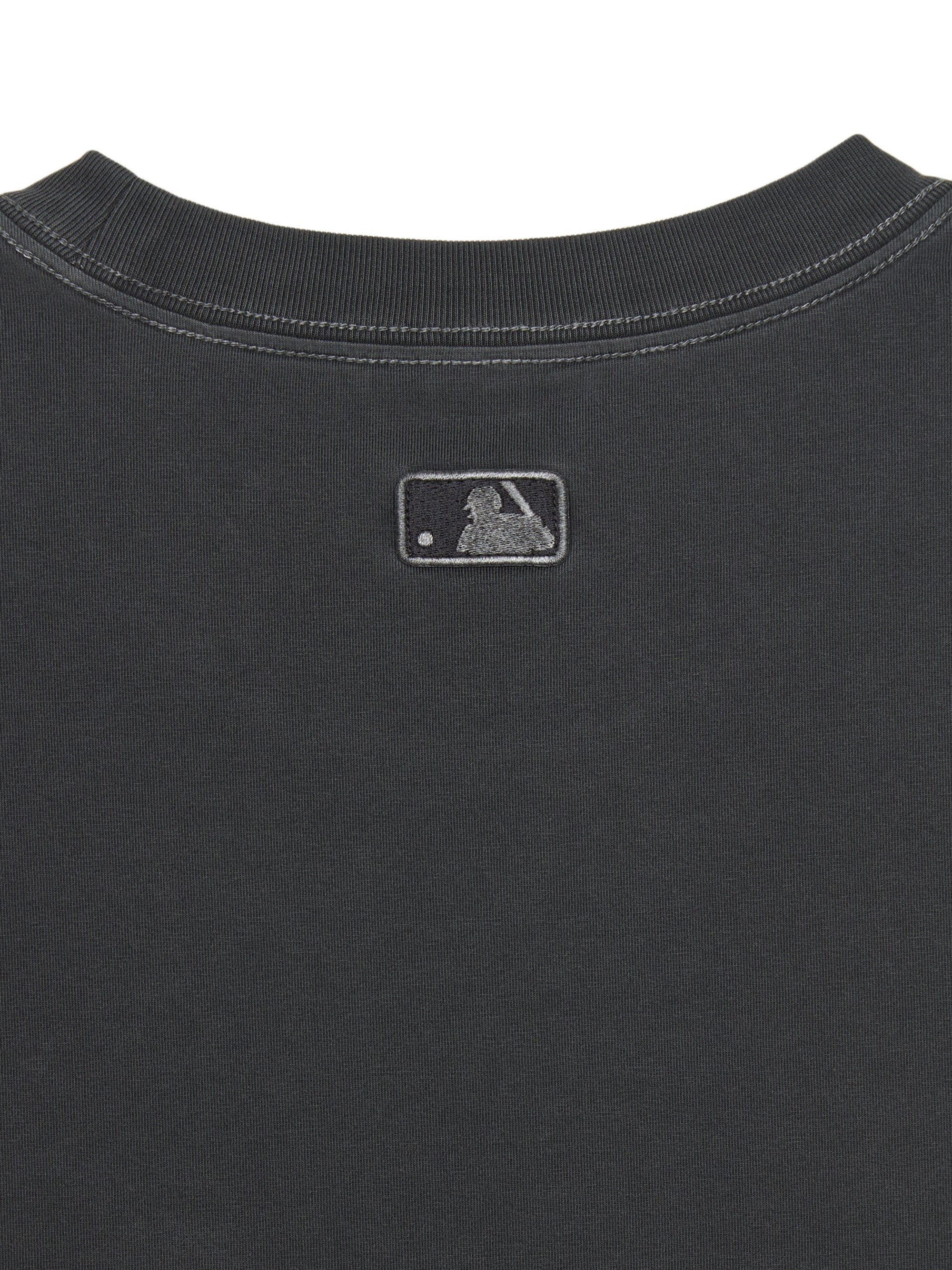 Vintage Washing Graphic T-shirt