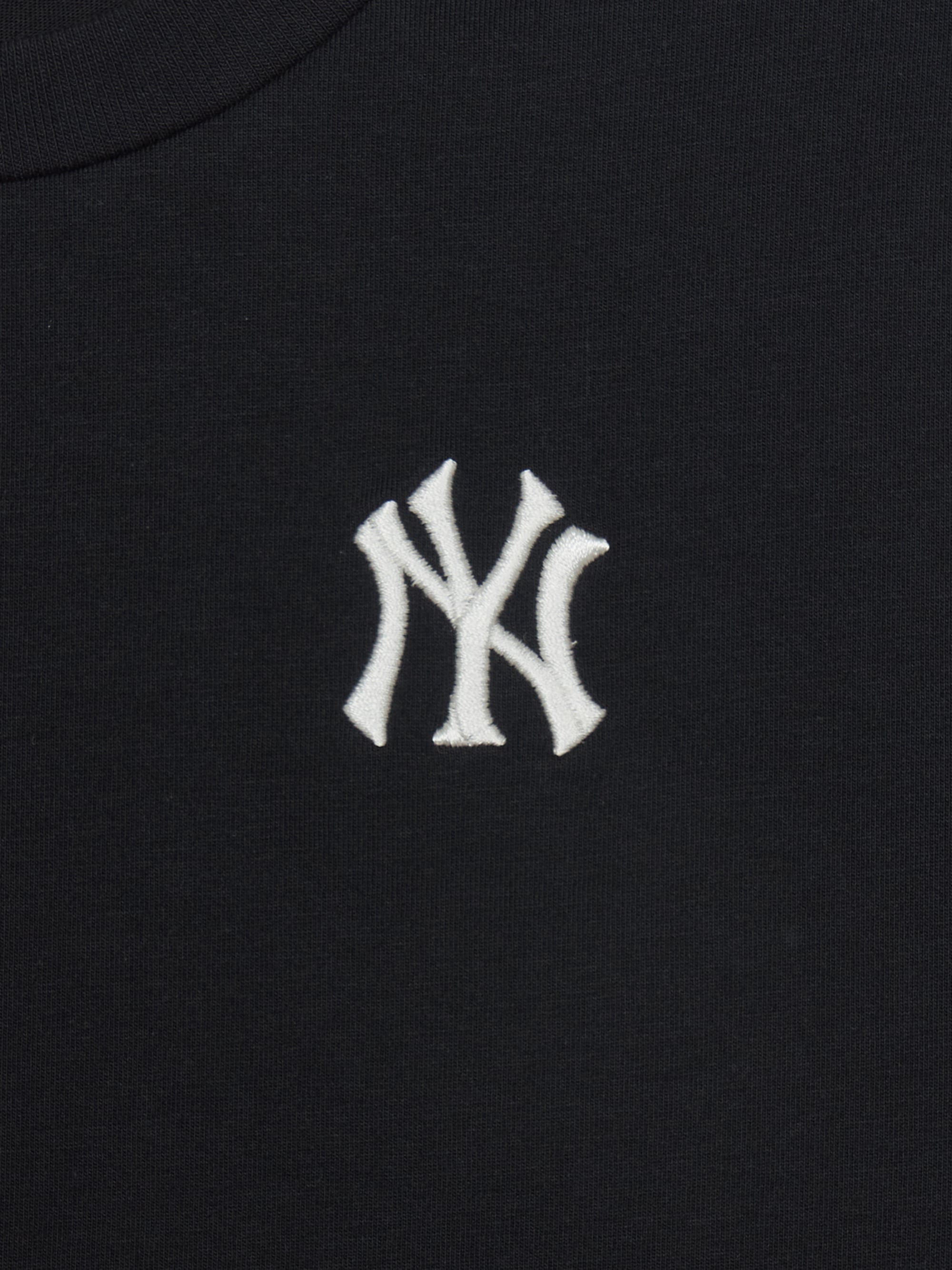 BASIC SPORTIVE SMALL LOGO T-shirt