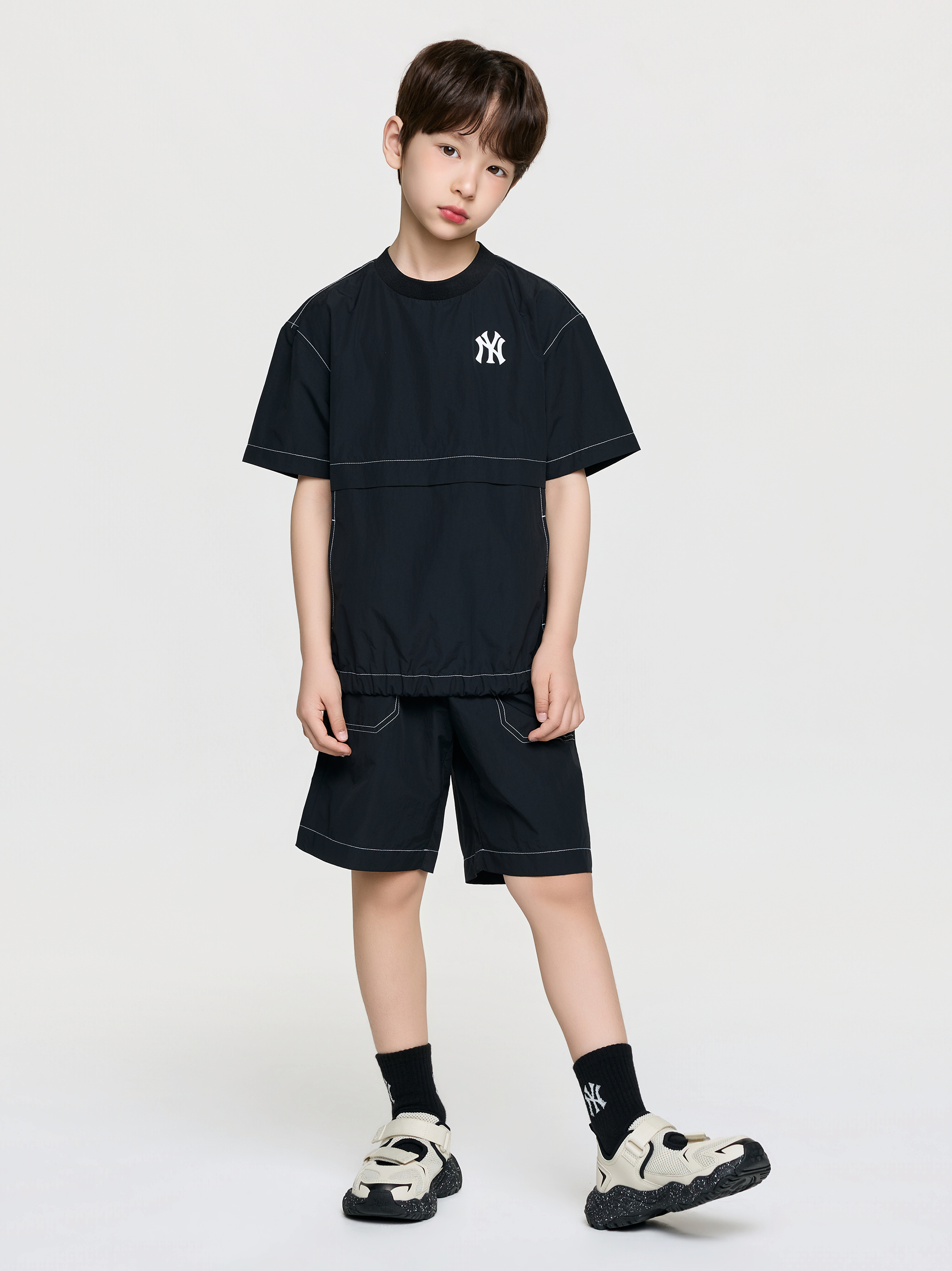 OUTDOOR BASIC WOVEN T-SHIRT SET