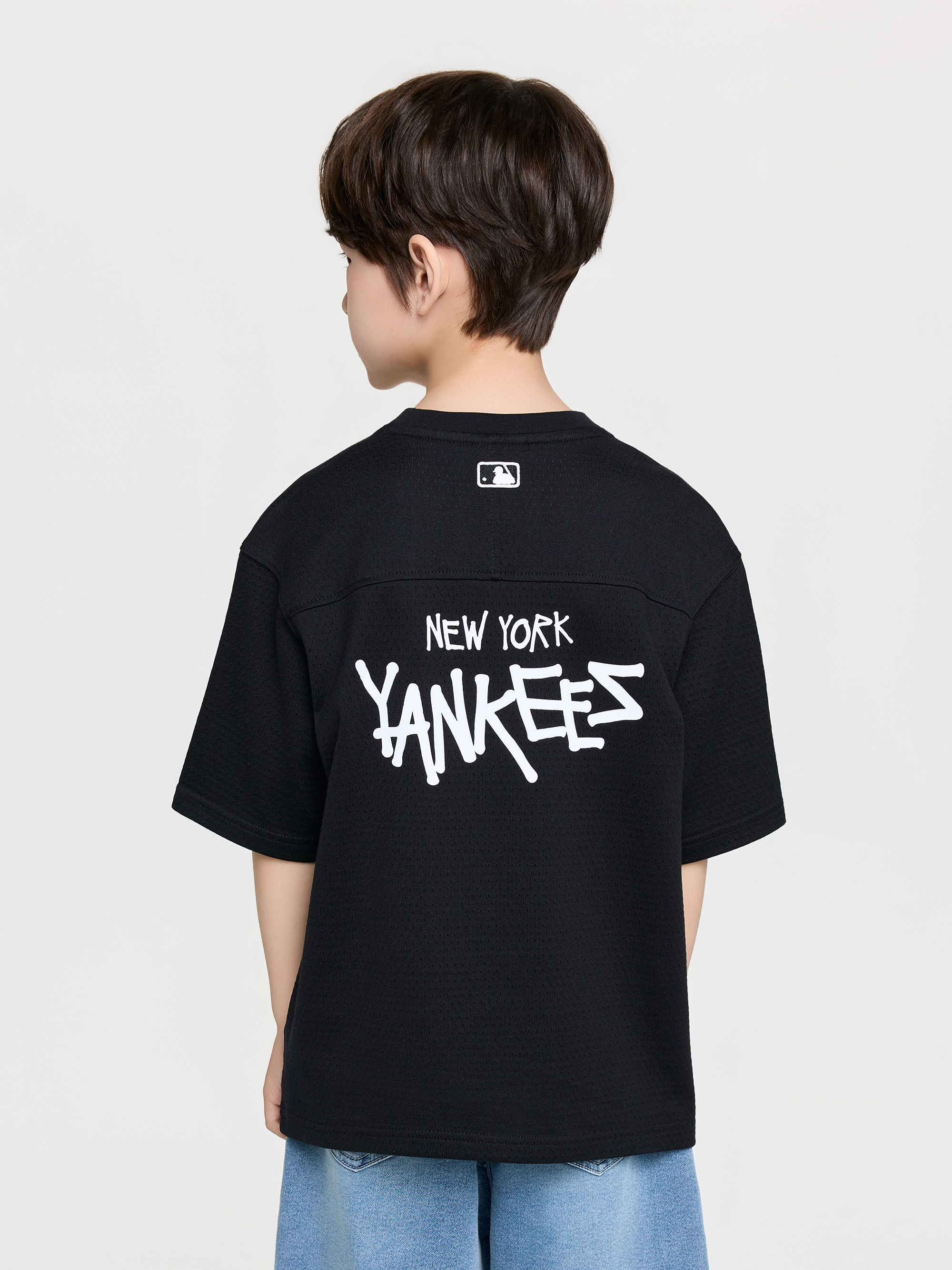 Street Basic Mesh Artwork T-shirt