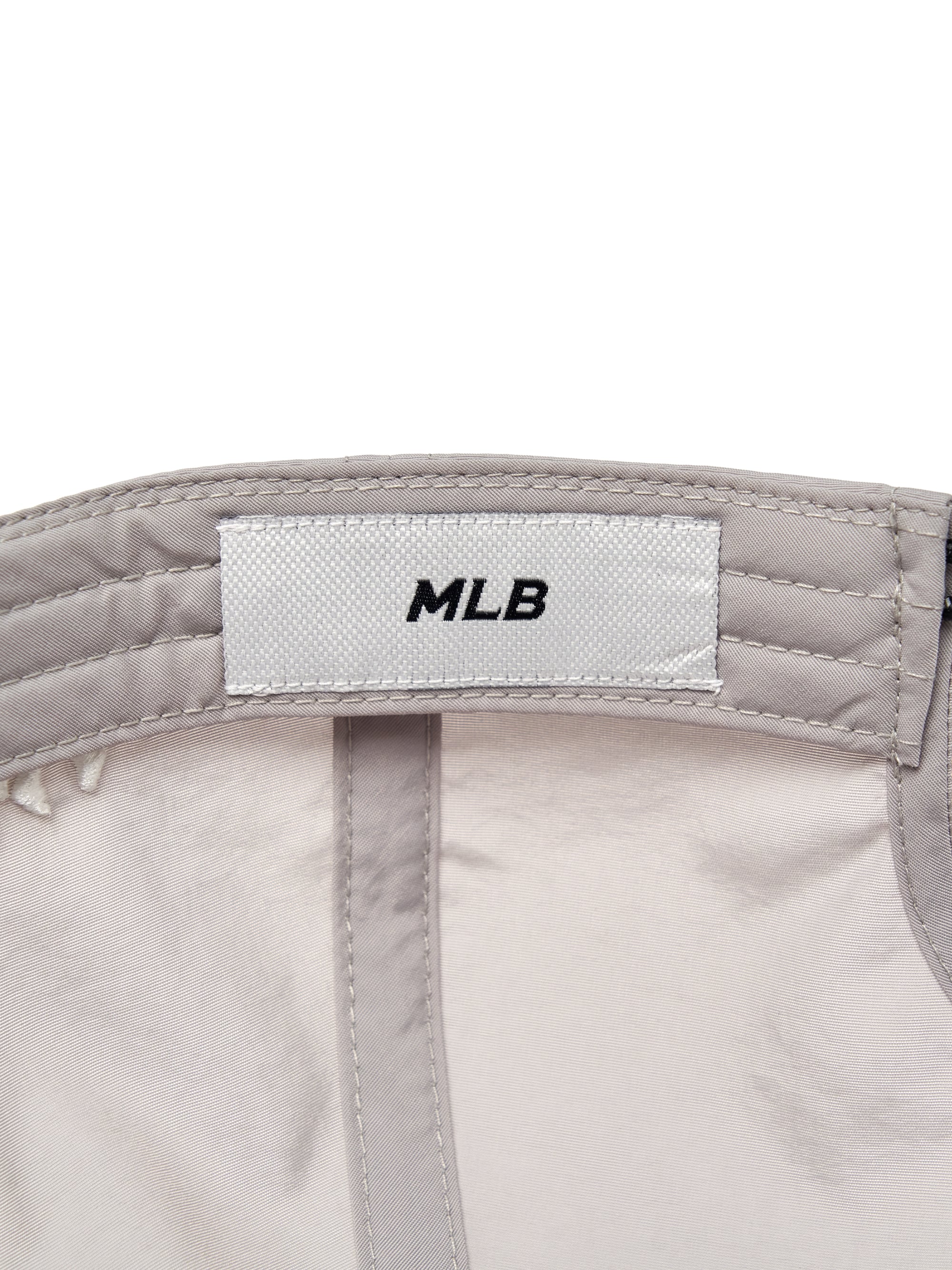 Sportive Shiny Unstructured Ballcap