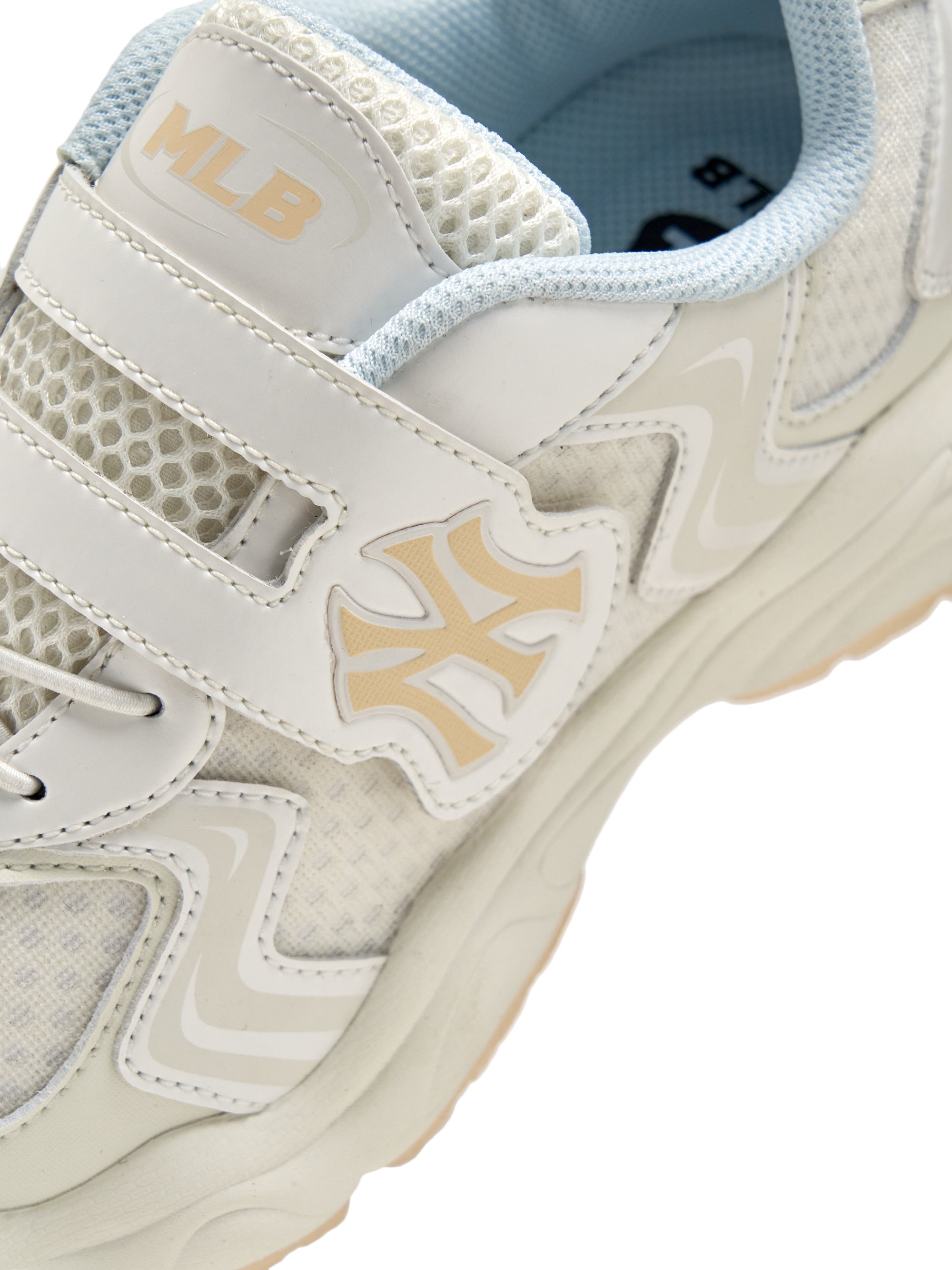CARGO CHUNKY