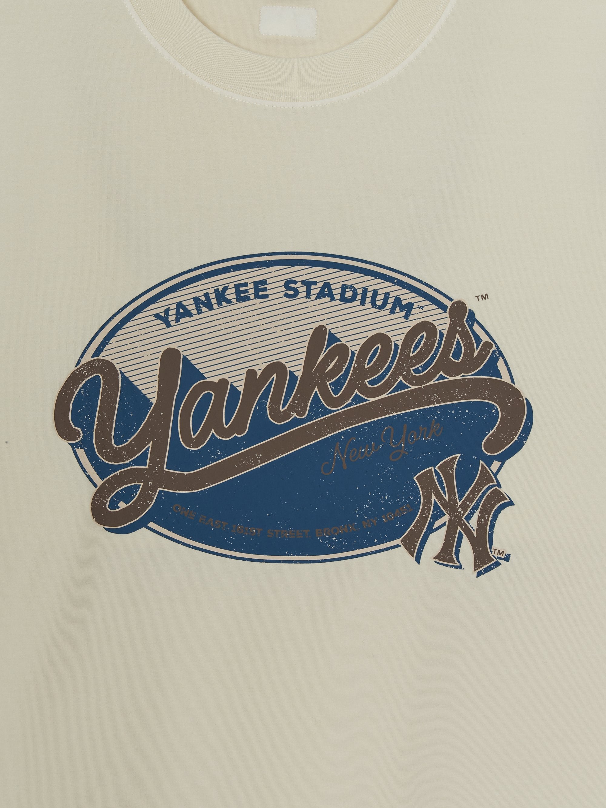 Vintage Washing Graphic T-shirt