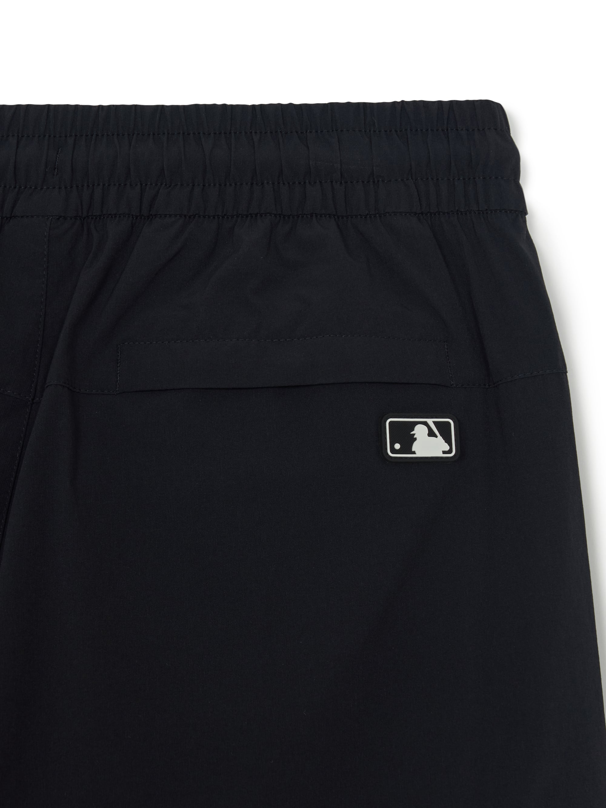 BASIC GORPCORE NYLON CARGO 9in SHORTS