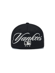 SIGNATURE CURSIVE STRUCTURED BALLCAP