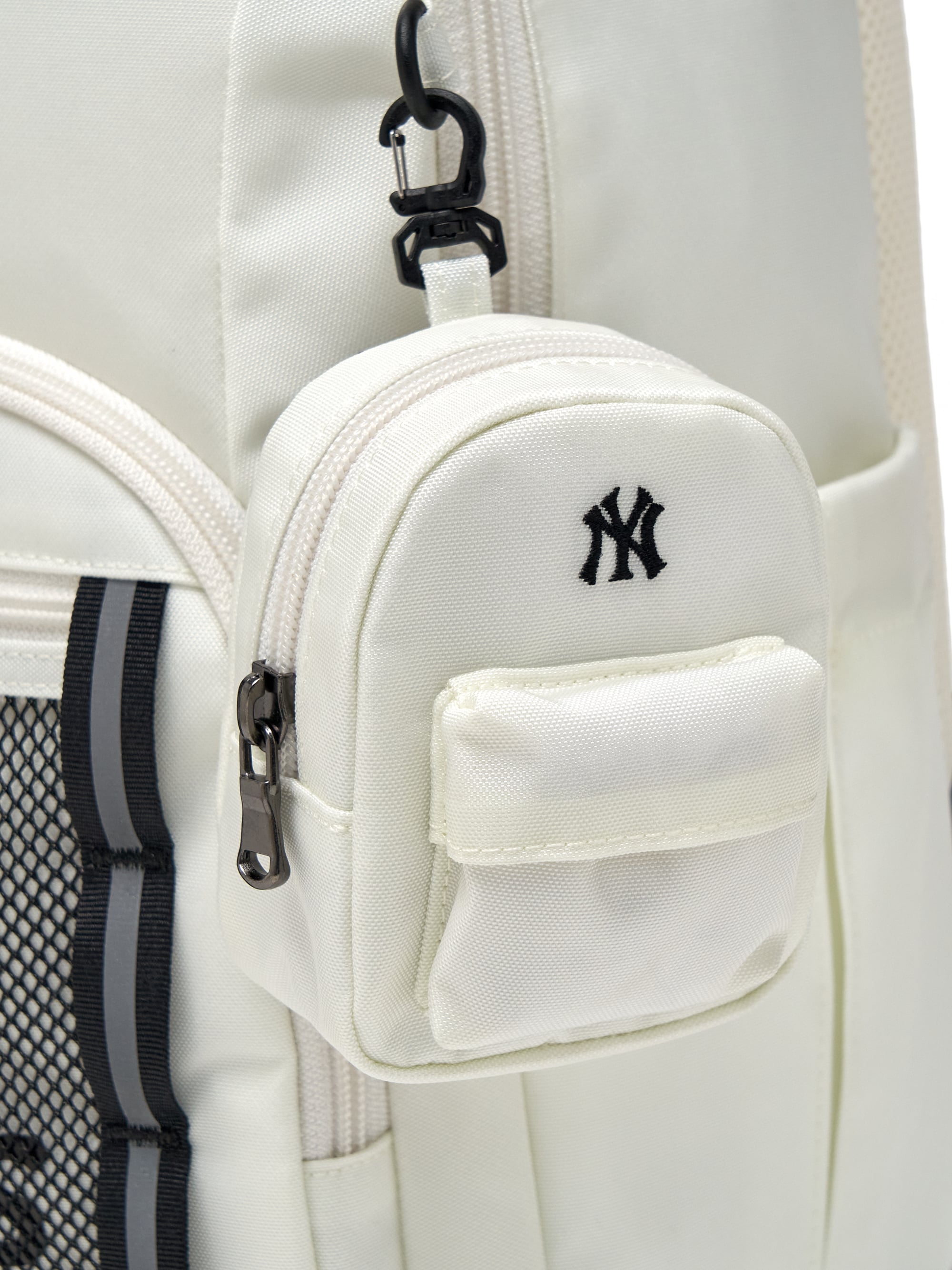 TAG FLY SCHOOL BACKPACK