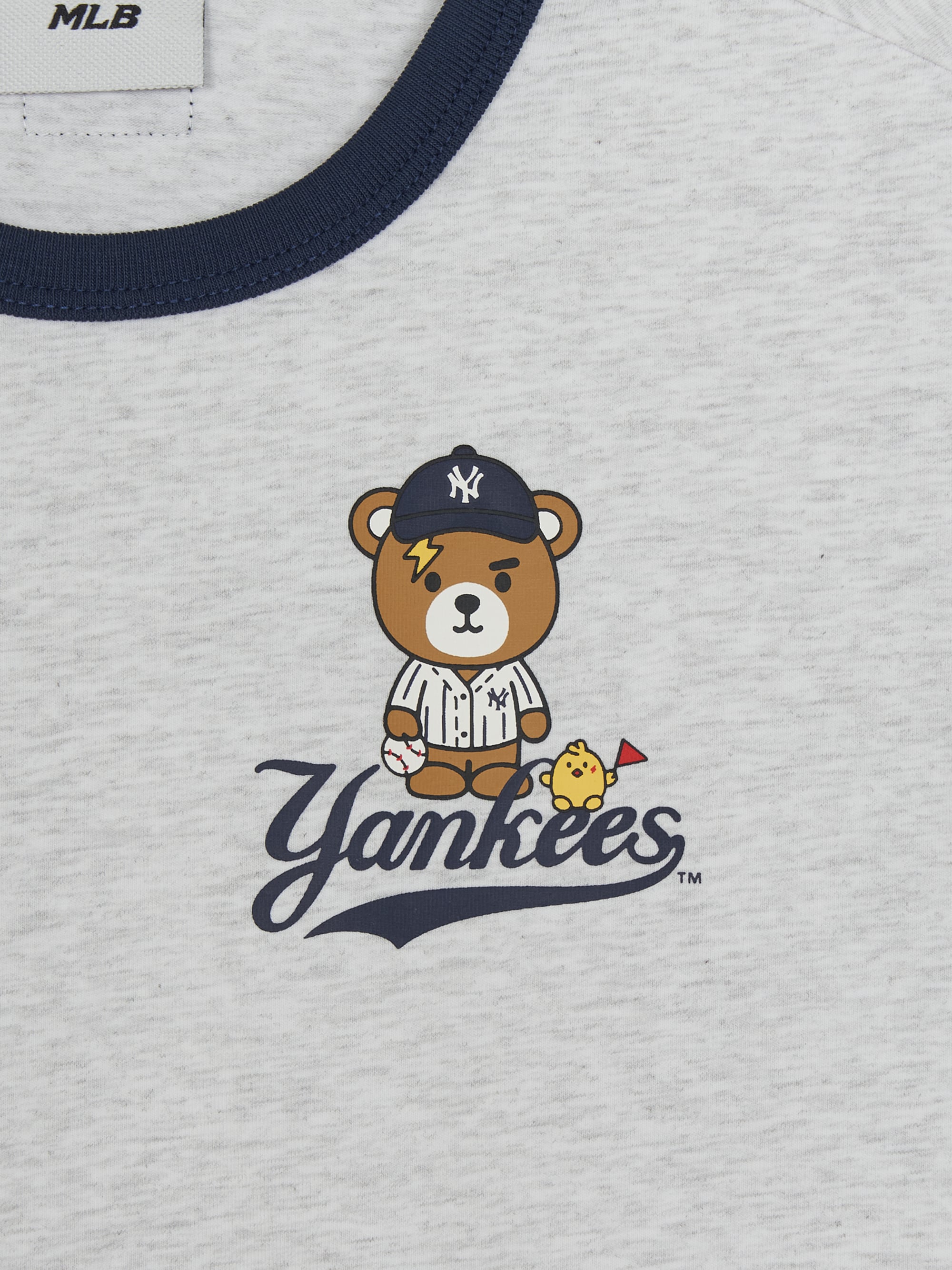 MEGABEAR FRIENDS LINGER T-shirt SET