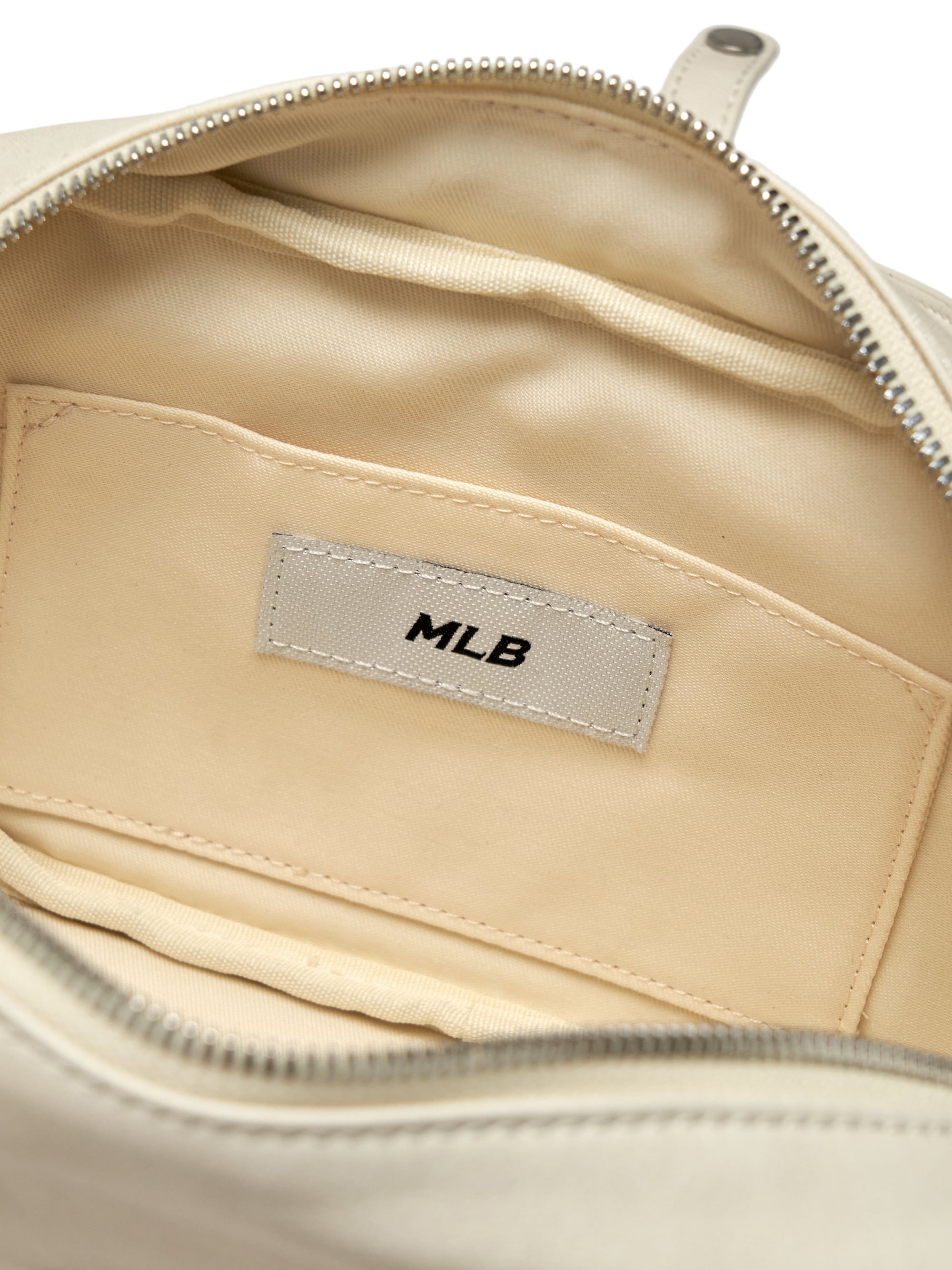 BASIC VINTAGE LOGO CROSS BAG