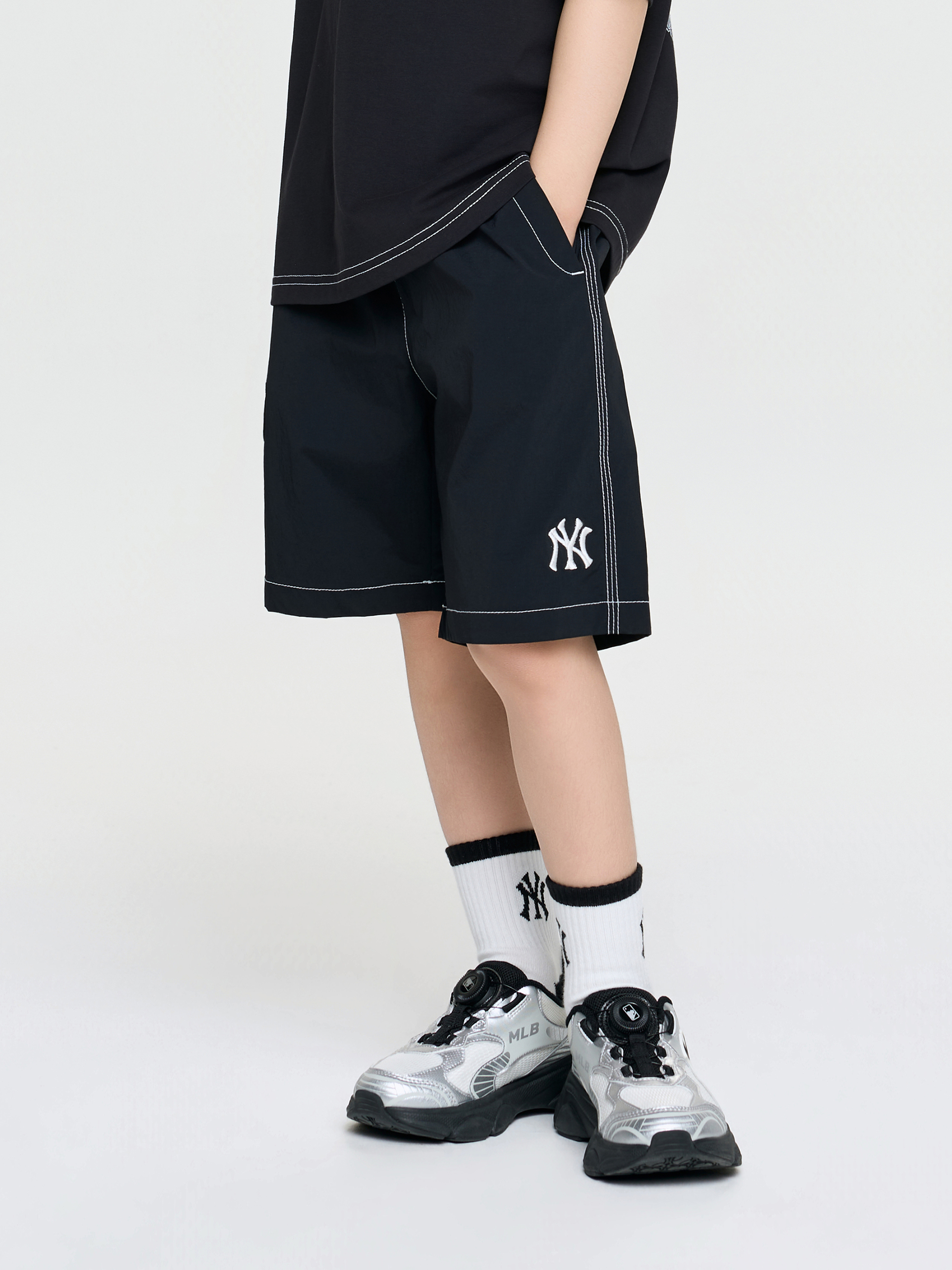 SPORTIVE SMALL LOGO NYLON SHORTS