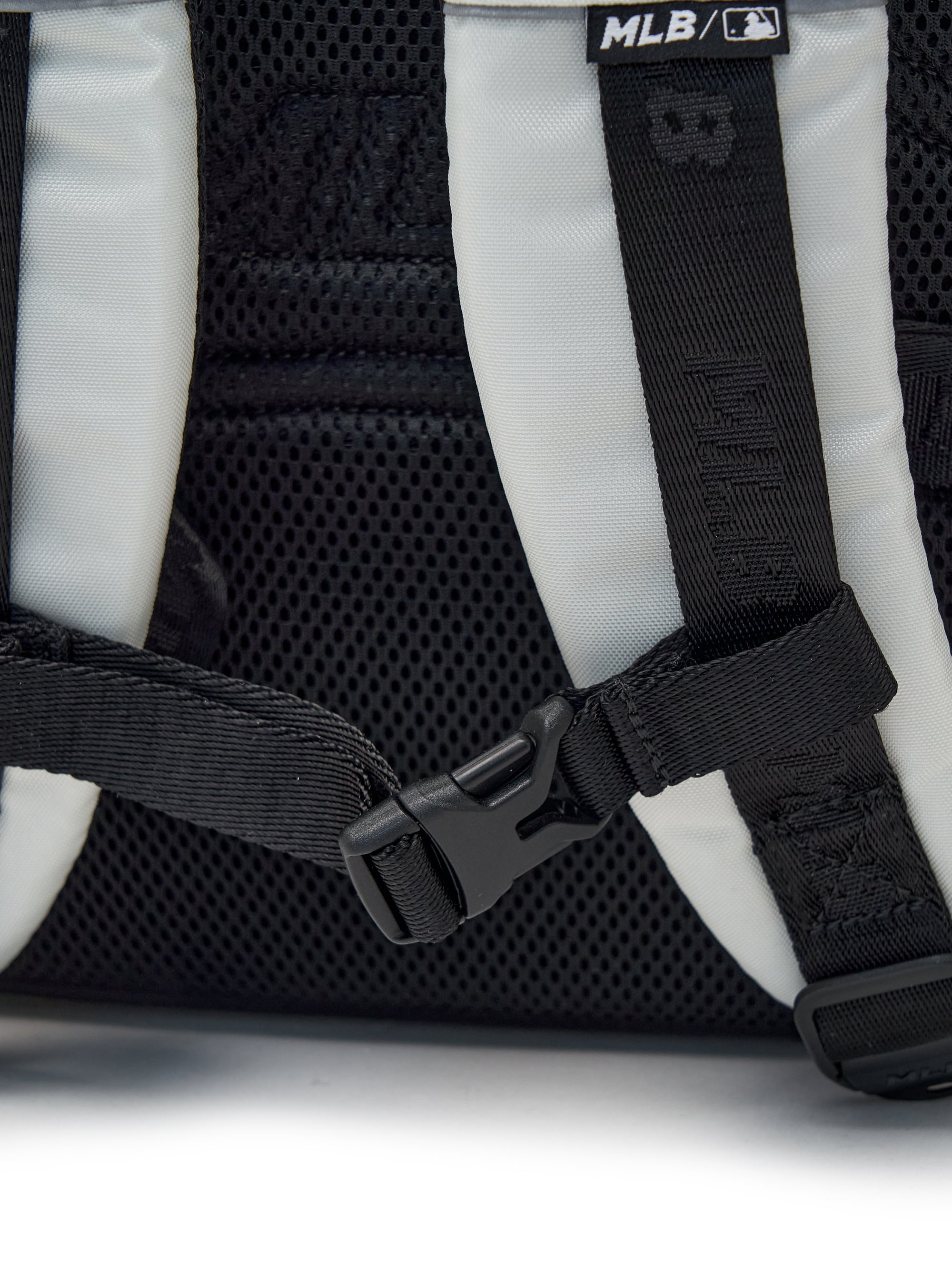 TAG CAGE SCHOOL BACKPACK