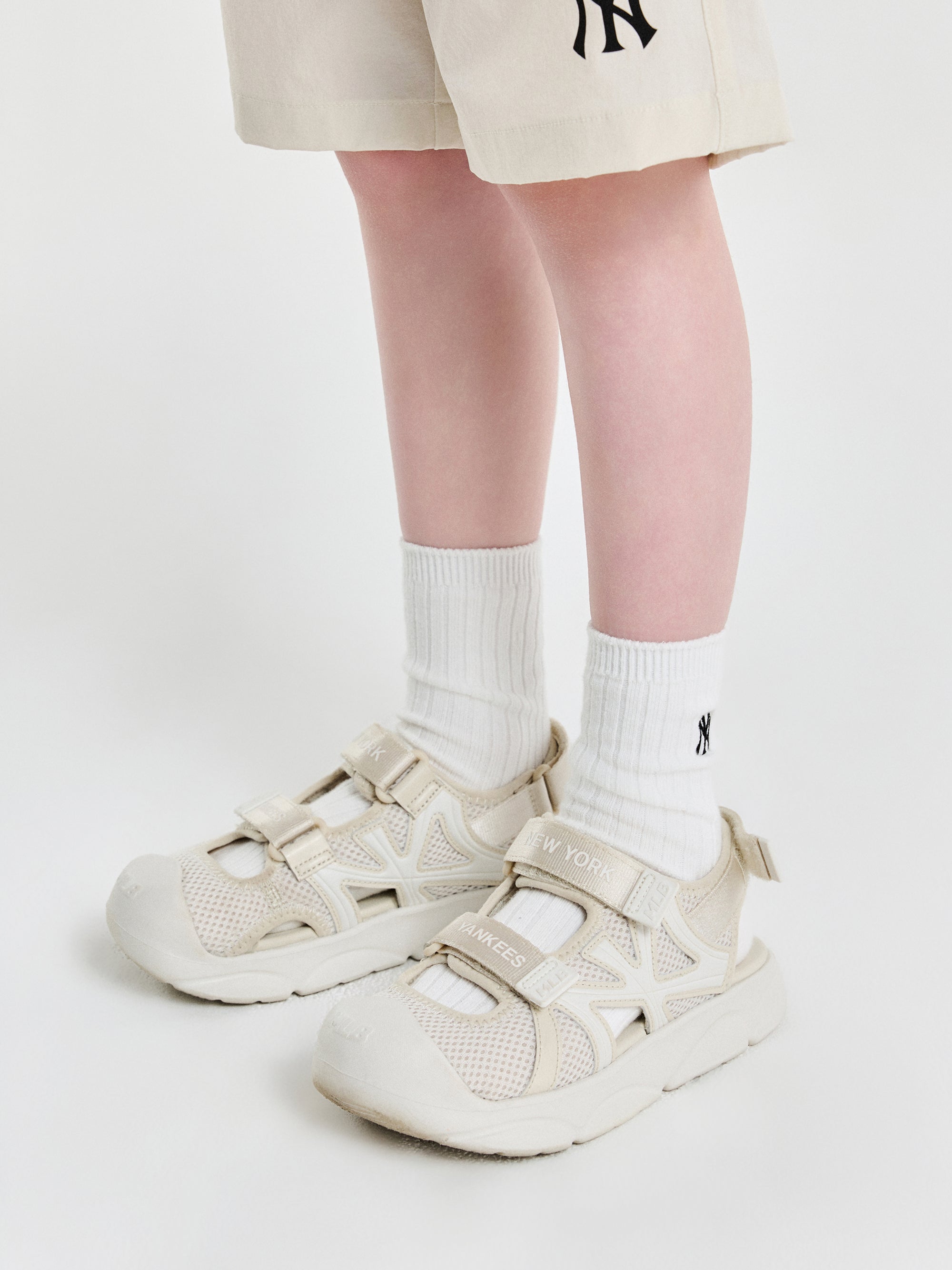 Ace Runner Sandals