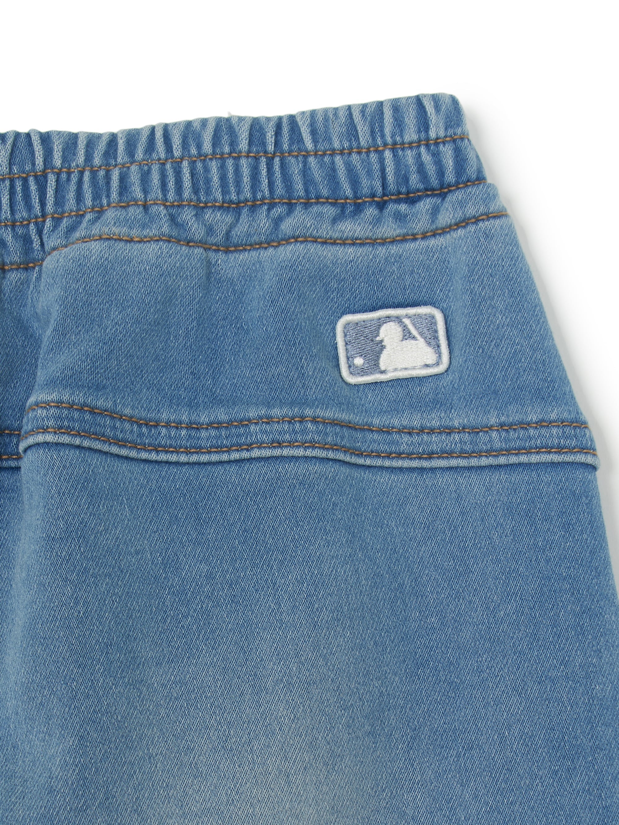 BASIC CURVED DENIM PANTS