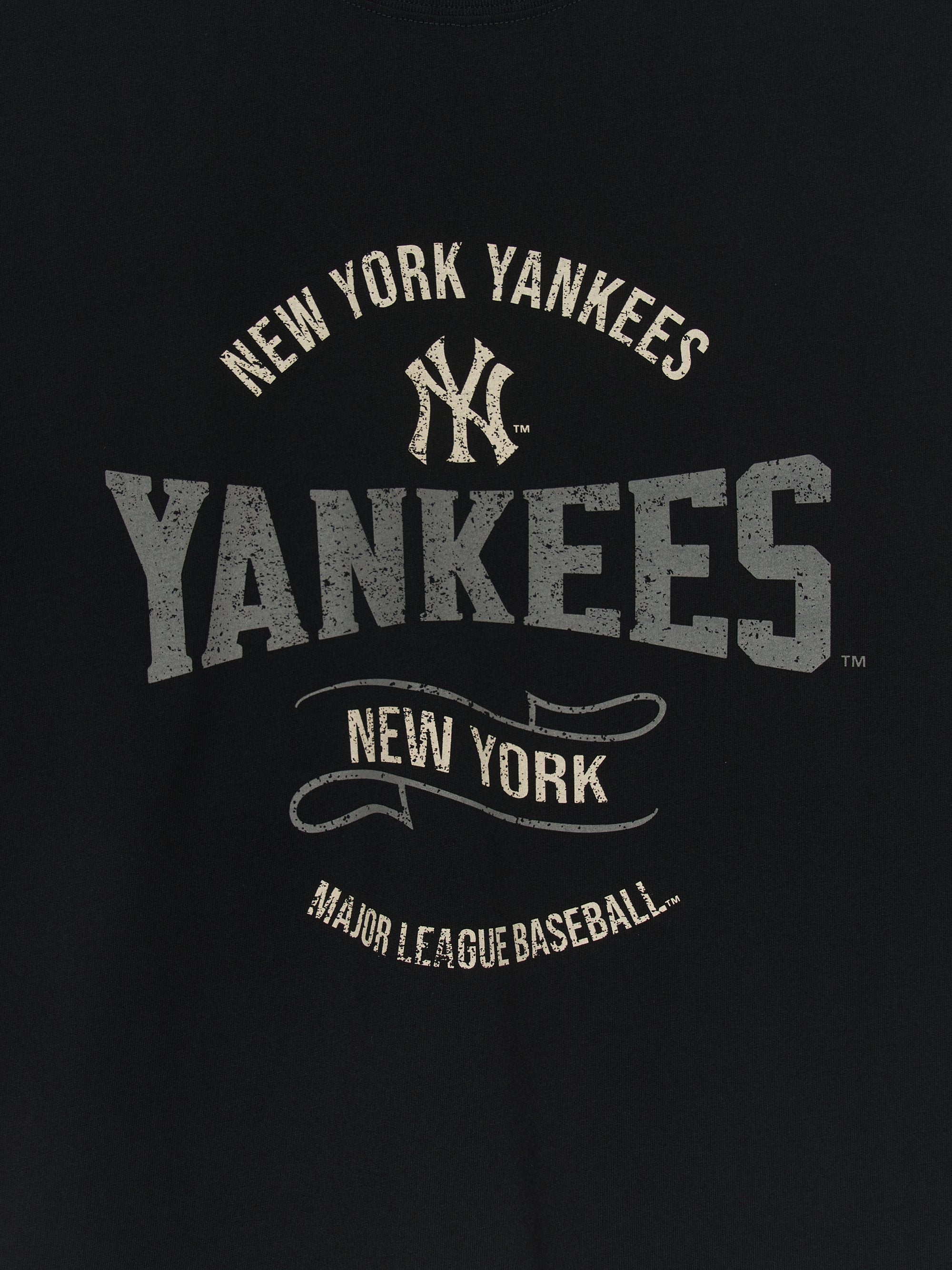 Varsity Vintage Color Graphic Over Fit T-shirt