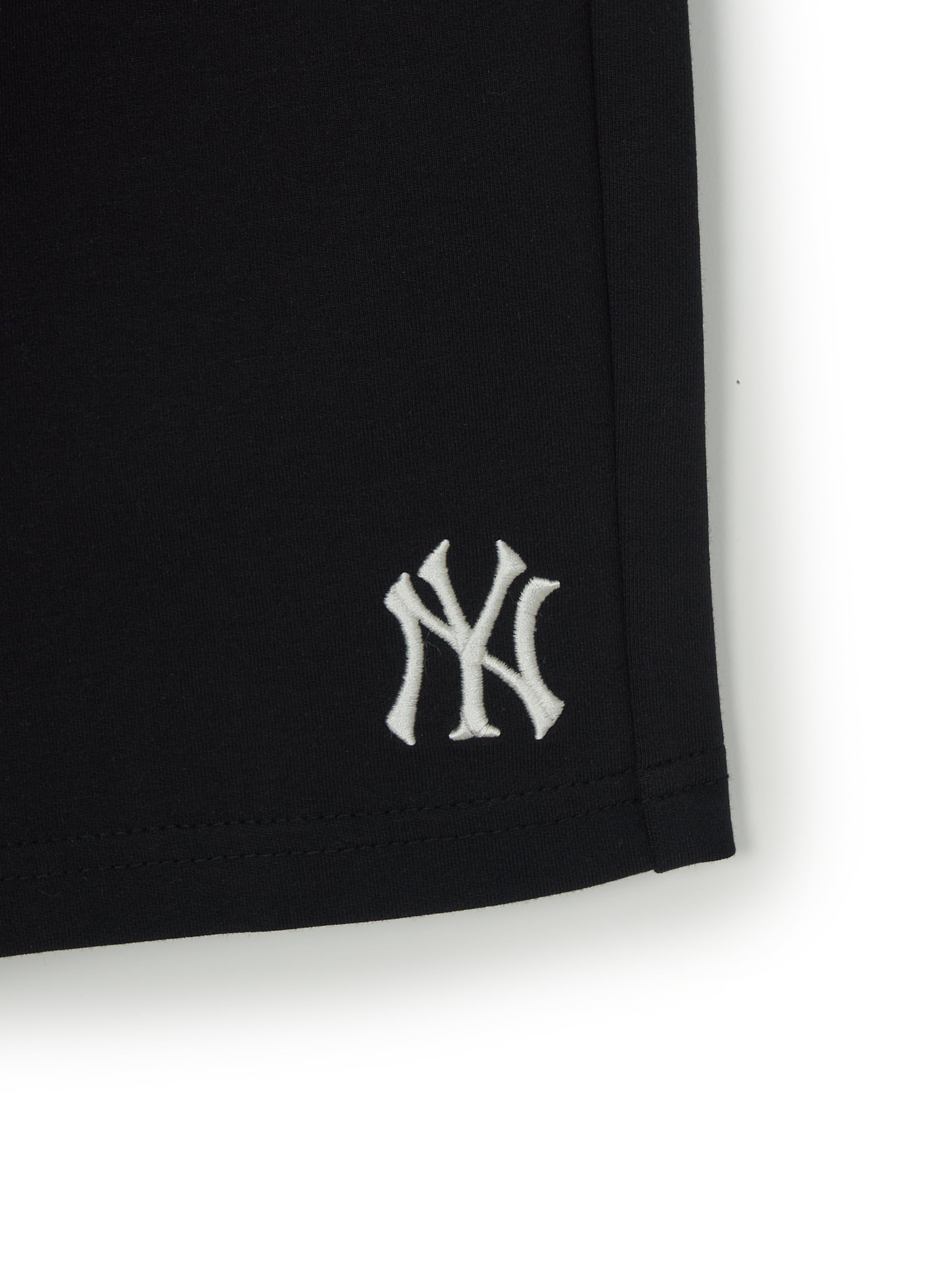 BASIC SMALL LOGO Shorts
