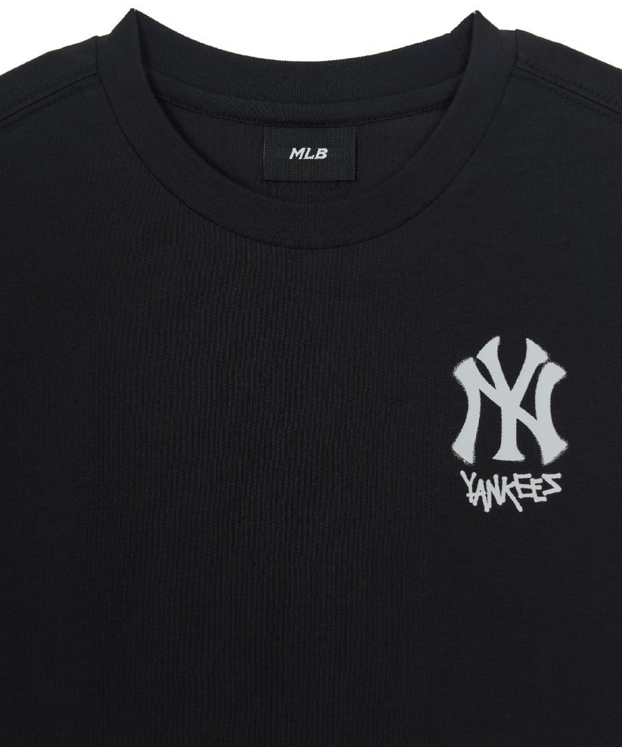 STREET BASIC ARTWORK T-shirt