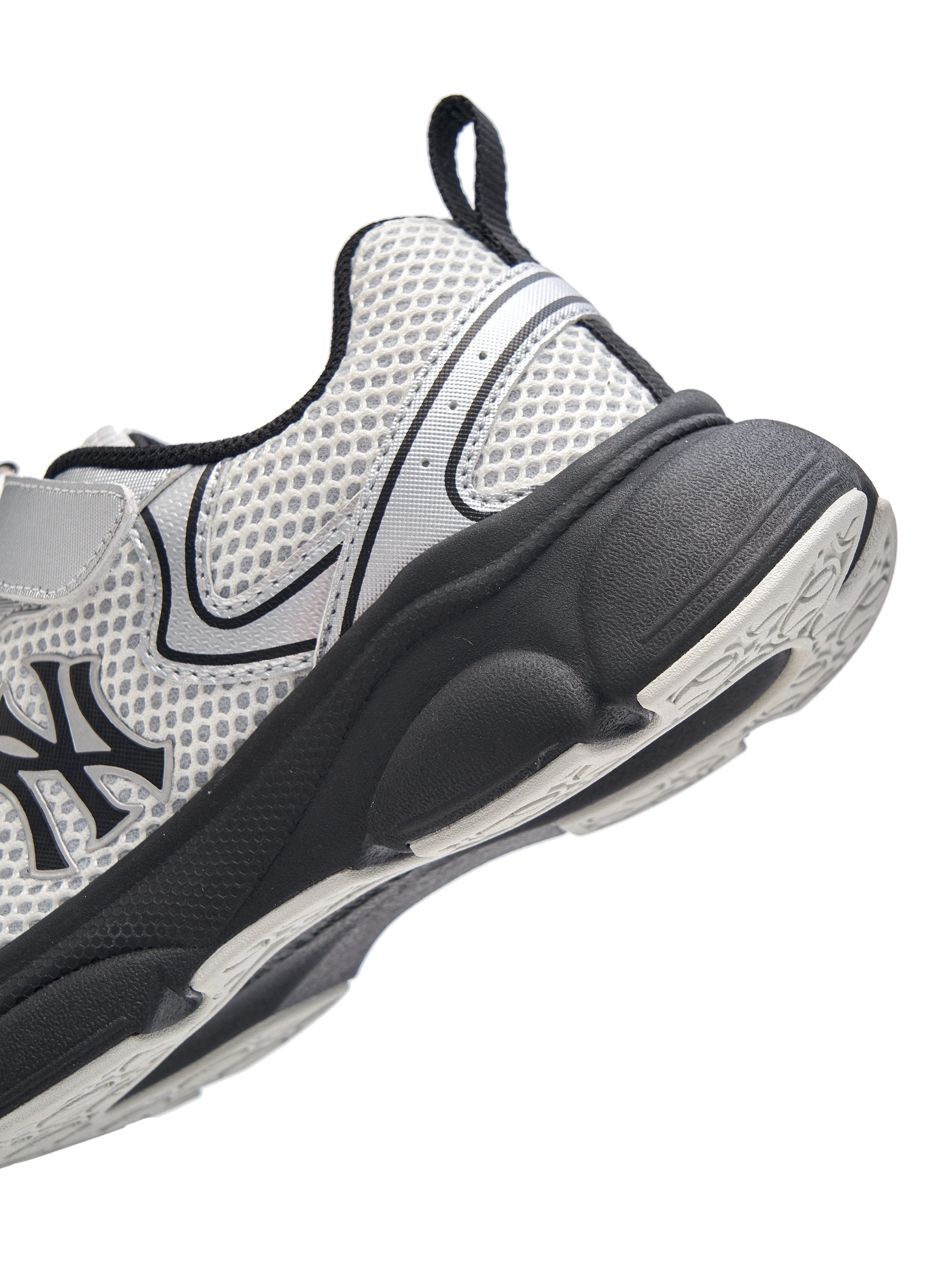 Ace Runner Airy