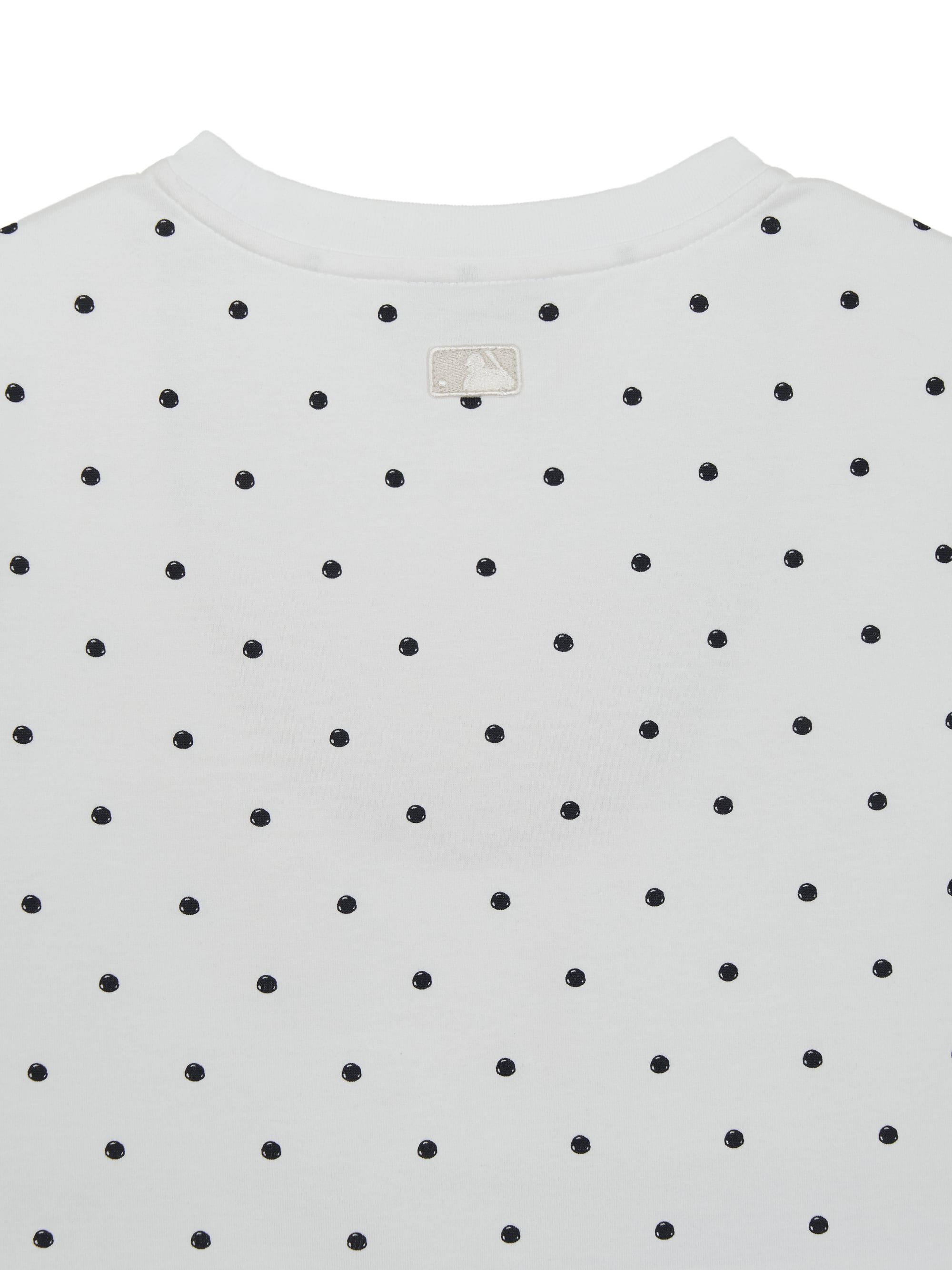 Women's Dots Pattern Lettering Slim Semi Crop T-shirts