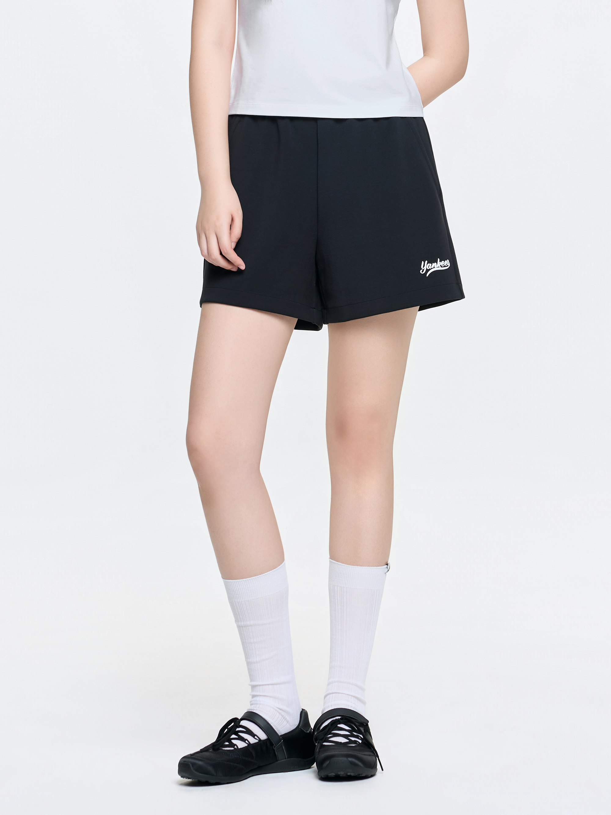 Women's Basic Double Knit 4In Shorts