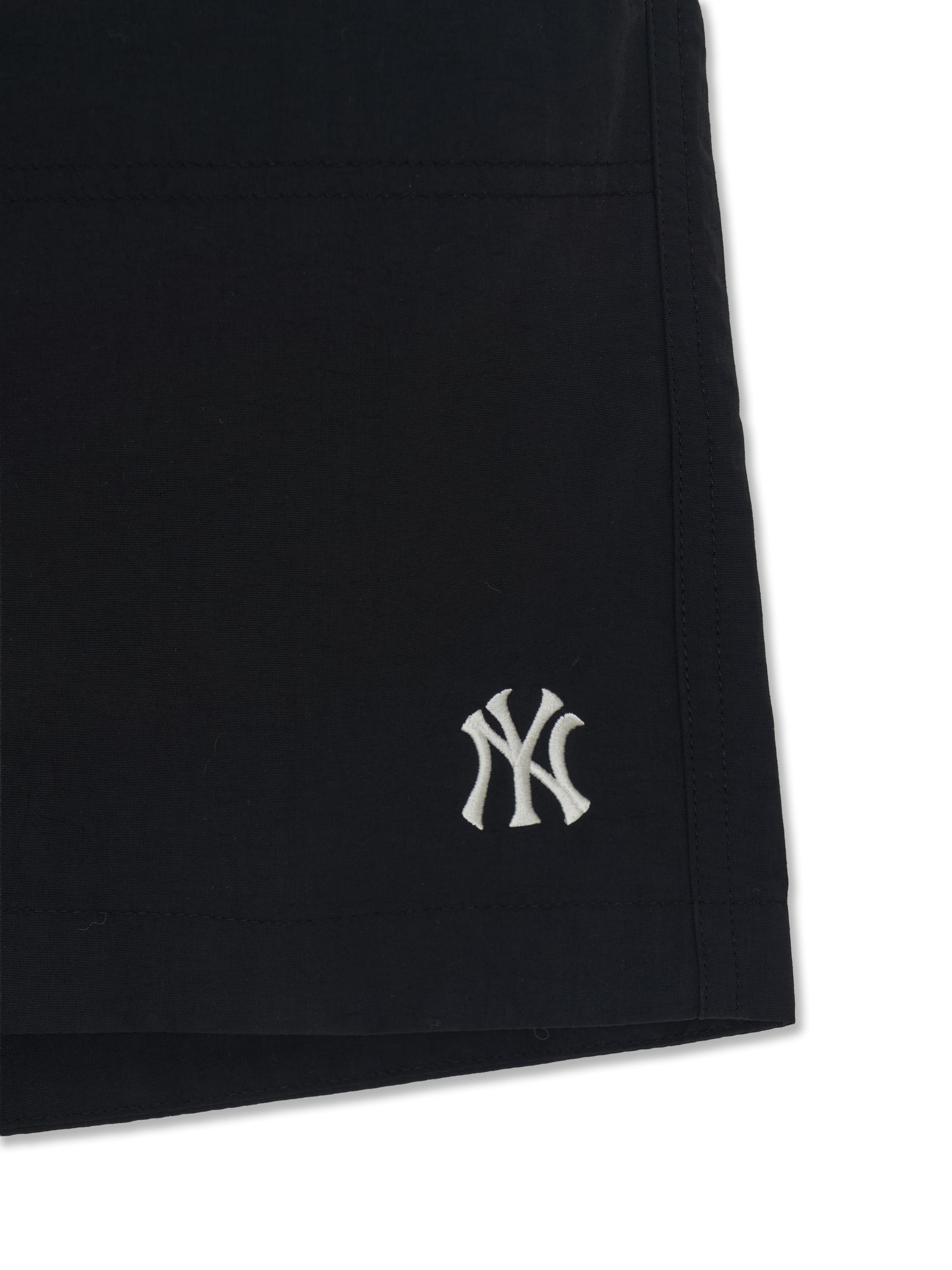 Basic Small Logo Cotton Touch Woven 6in Shorts