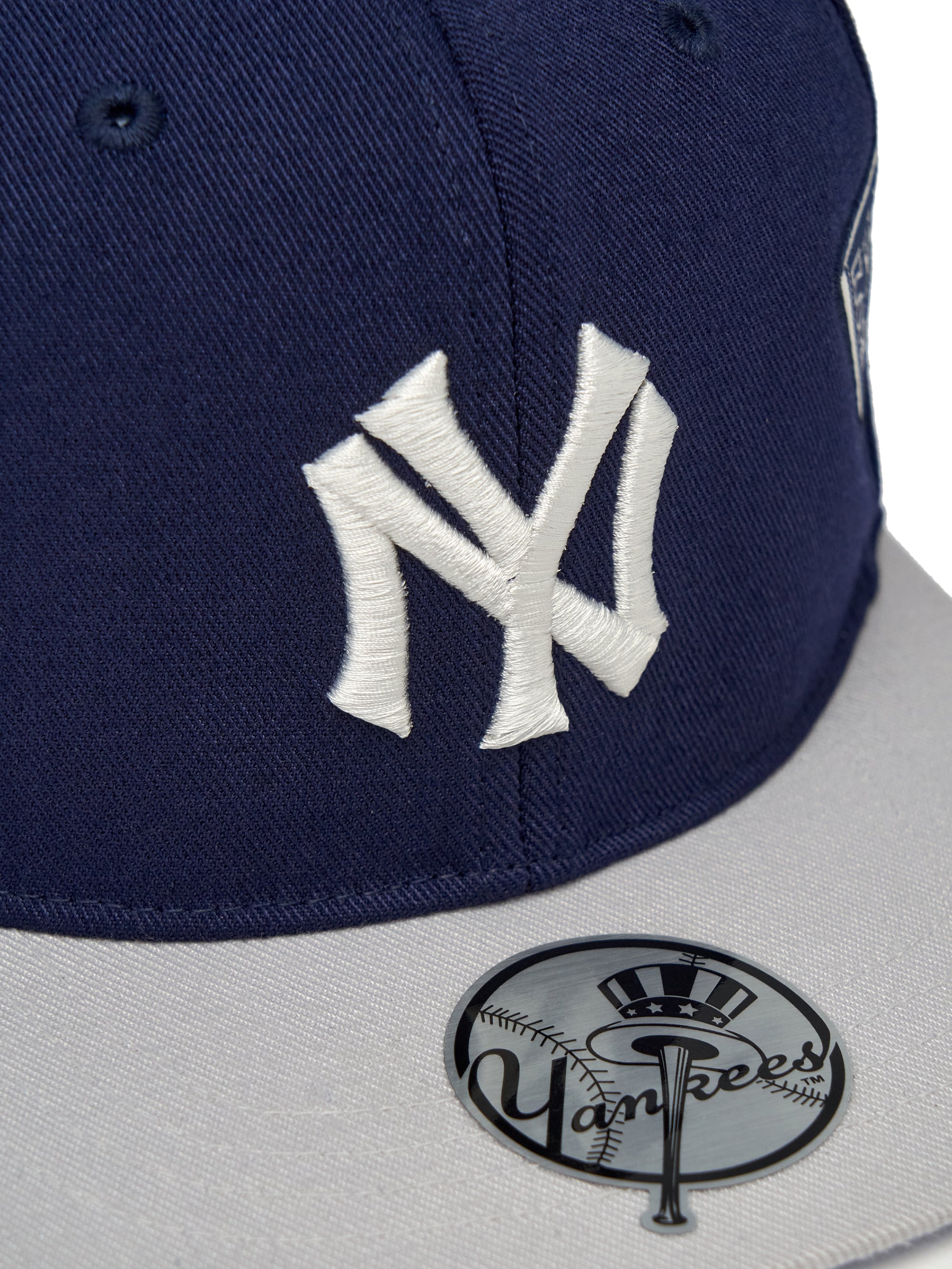 SIGNATURE CONTRAST PATCH SNAPBACK