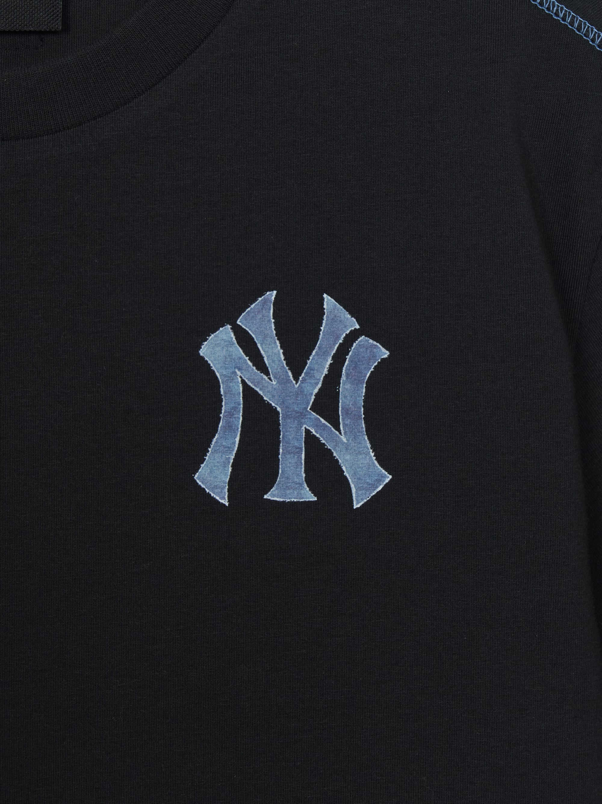 STREET MONOGRAM BIG LUX T-shirt