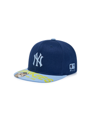 MEGABEAR SNAP BACK