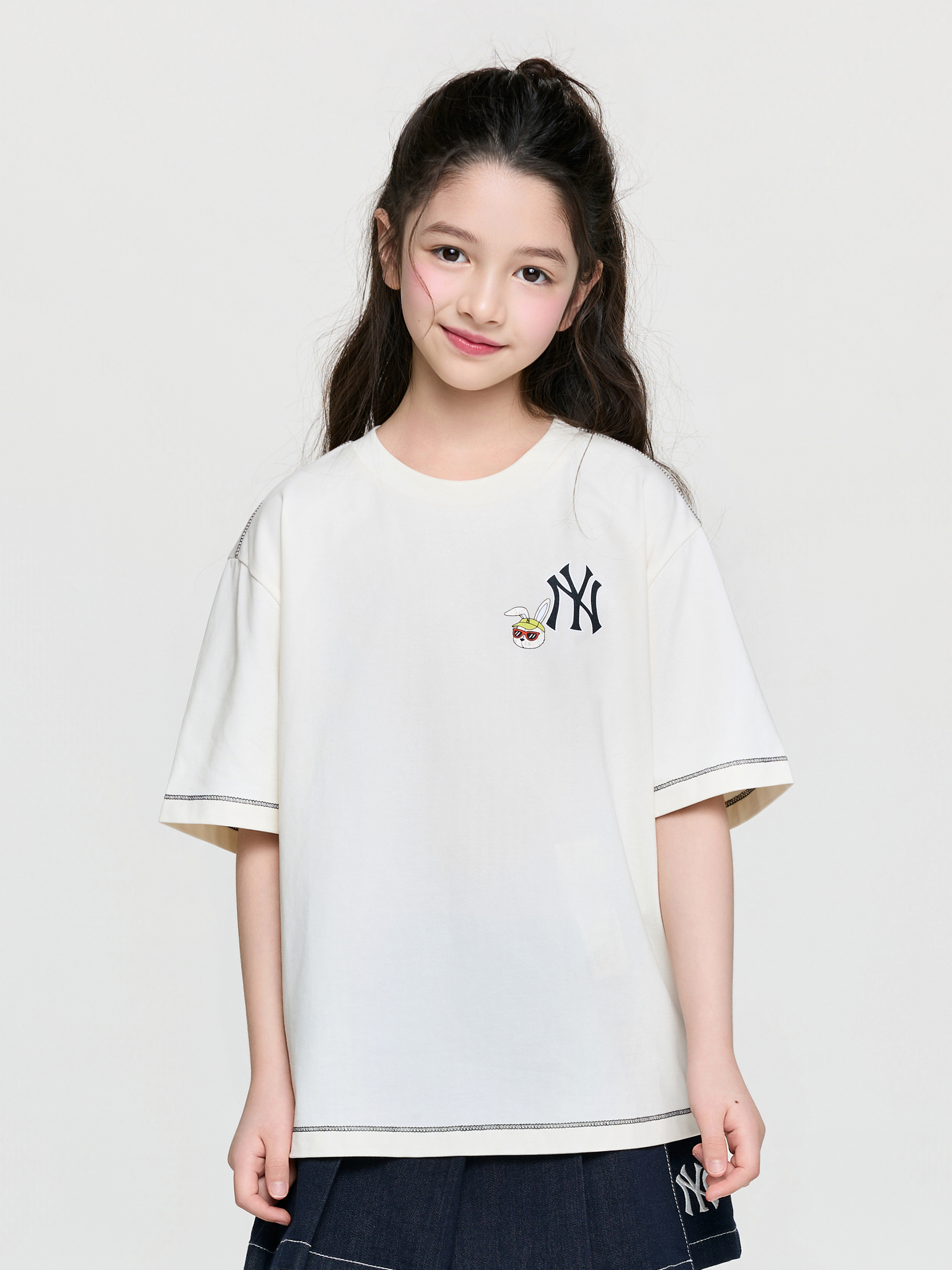 STREET MONO-RABBIT SUMMER ARTWORK T-shirt
