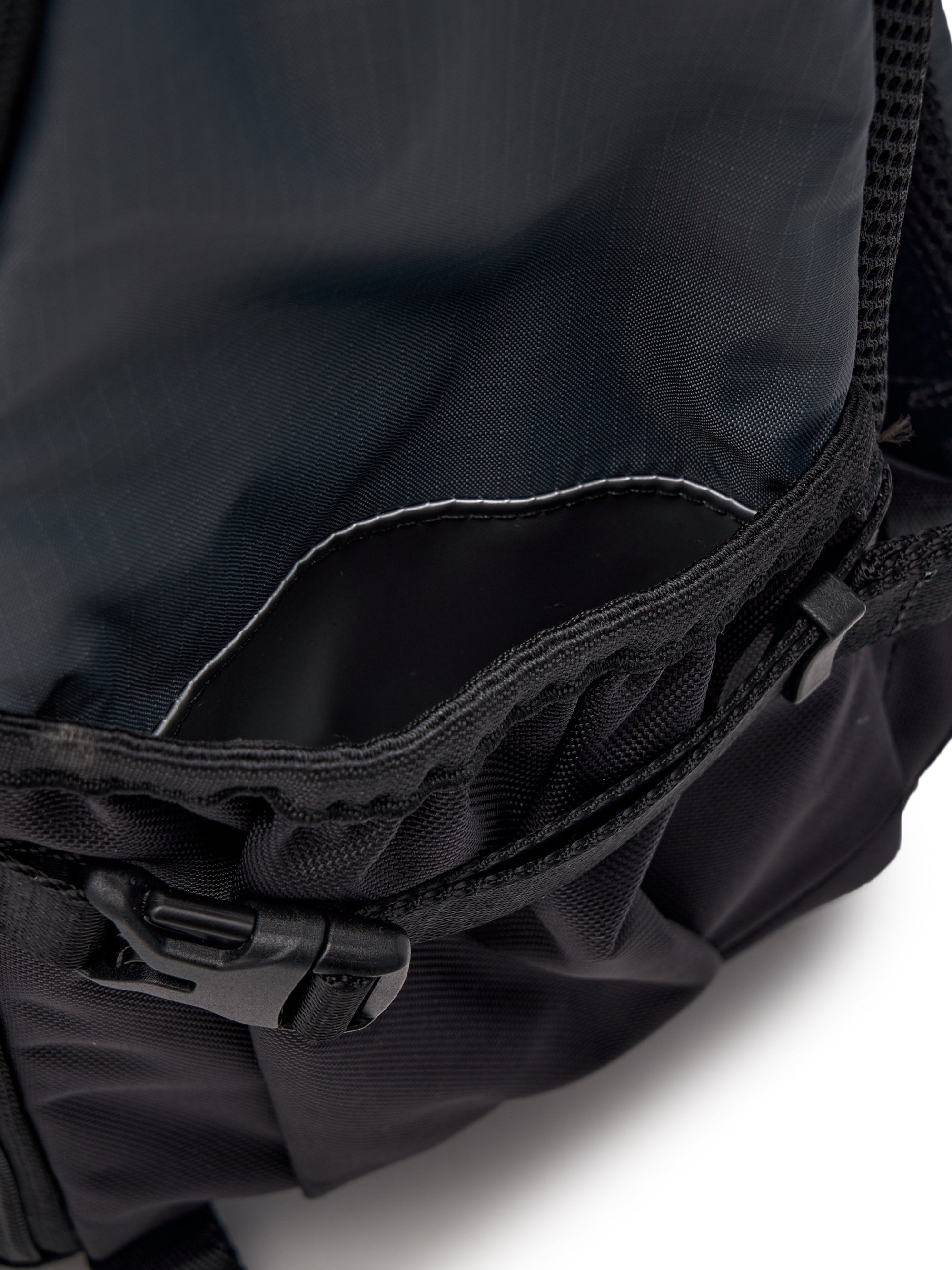 Sportive Mesh School Bag