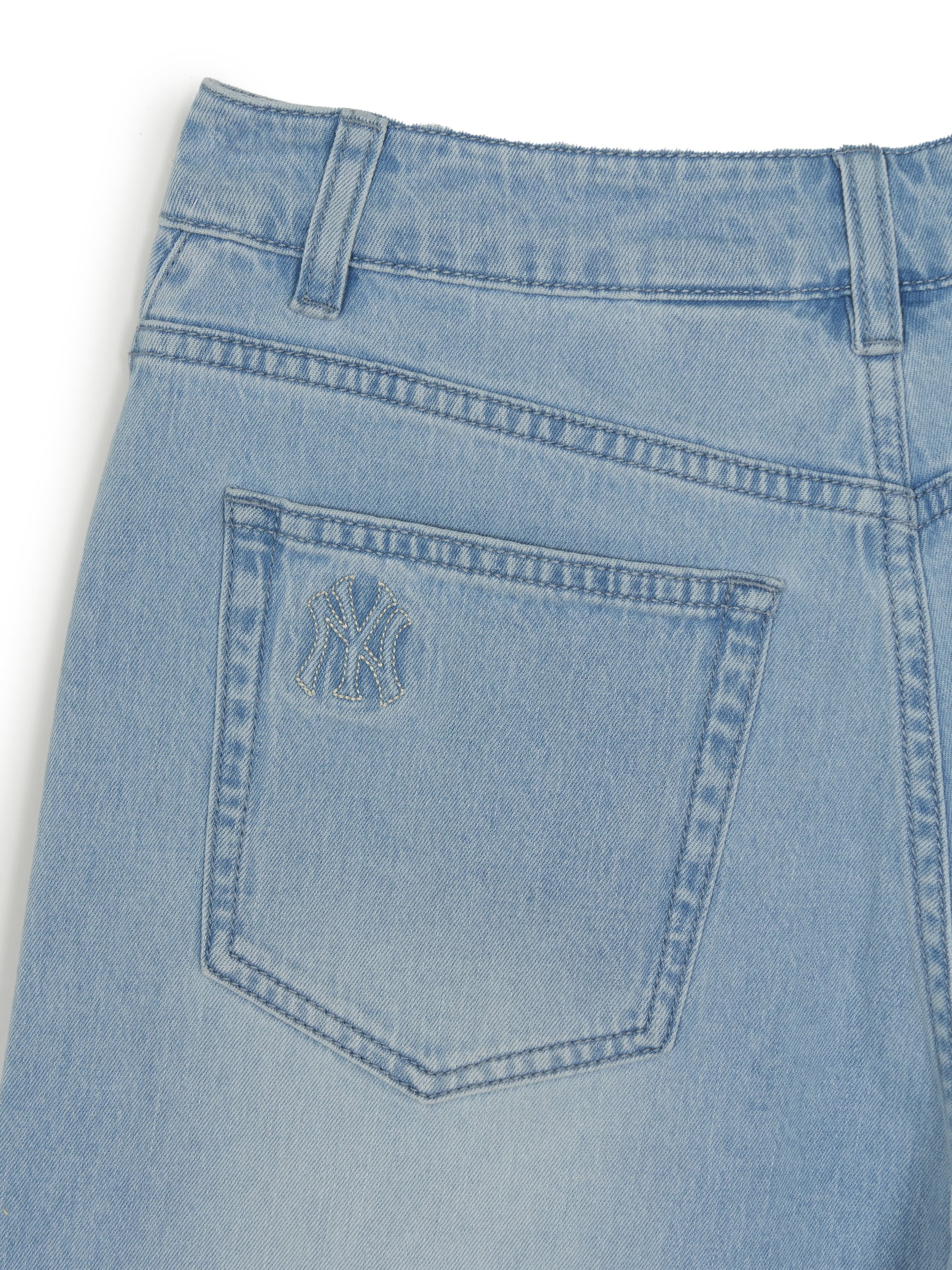 Women's Basic Small Logo 9in Curved Denim Shorts