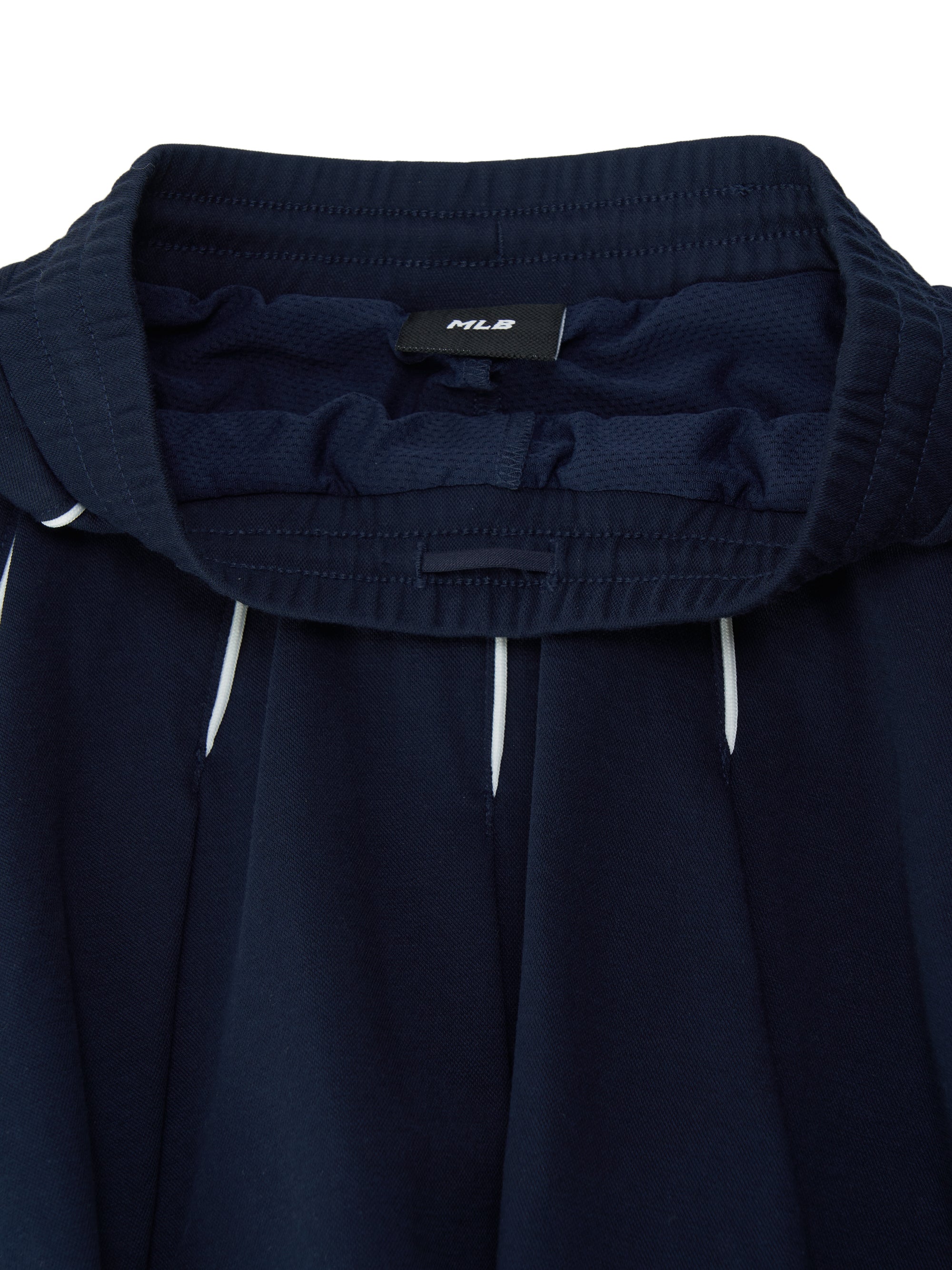 VARSITY SPORTIVE PLEATS SKIRT