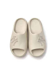 Skipper Slides